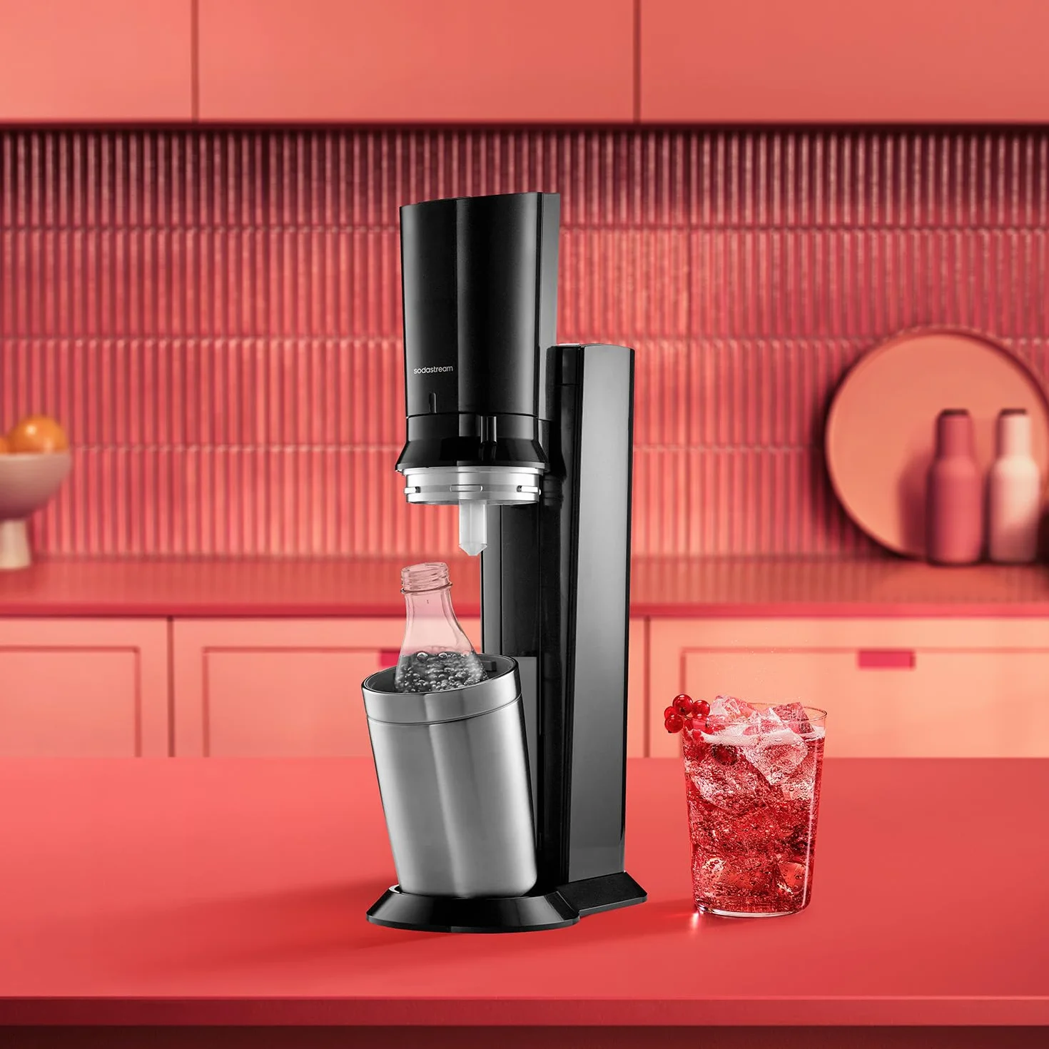 SodaStream Crystal Gasatore d’acqua CO₂ Quick Connect 60 L 2 bottiglie vetro 0,7 L nero