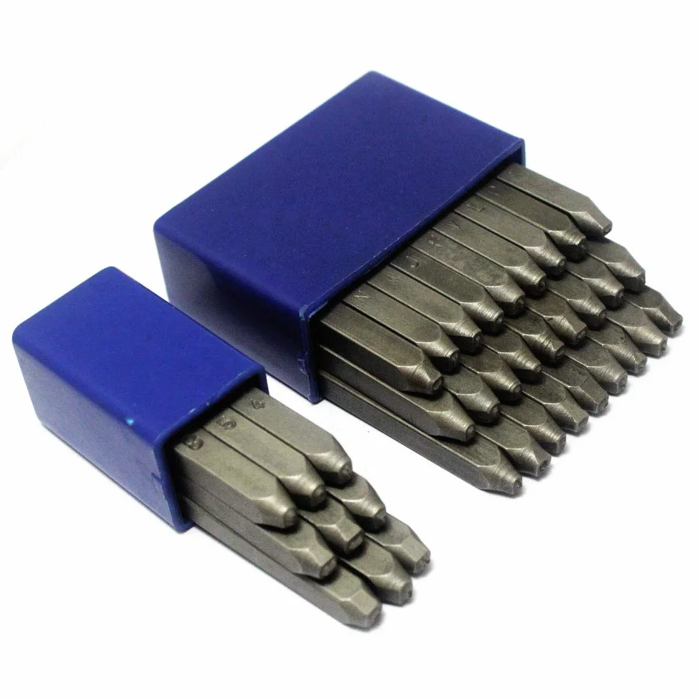 Set di timbri con numeri e lettere (36 punzoni, A-Z e 0-9), in acciaio al carbonio temprato di grado industriale, 1,5 mm