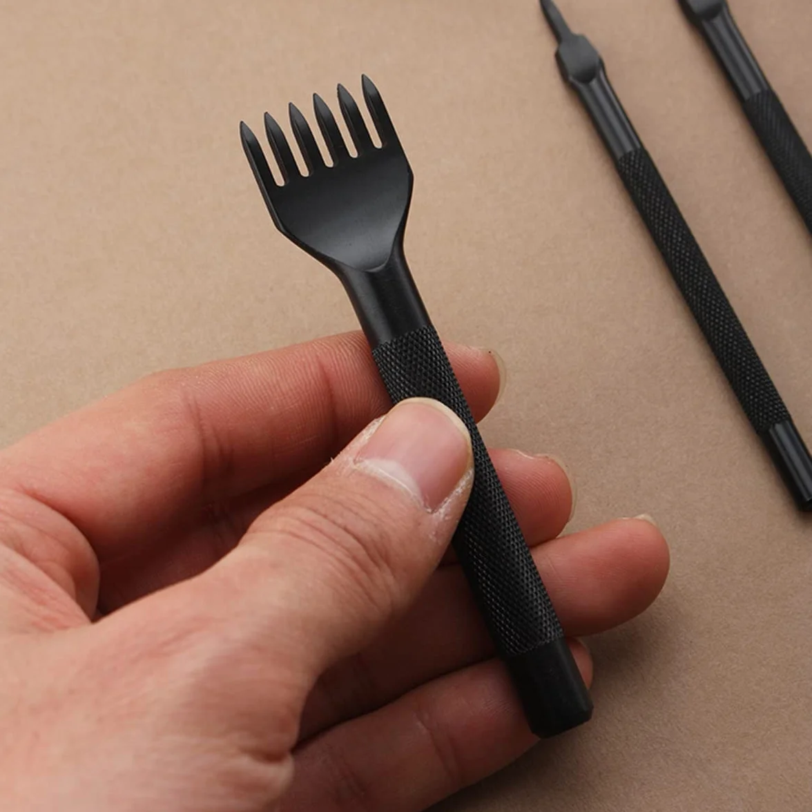 Kit perforatori in pelle (3 mm)