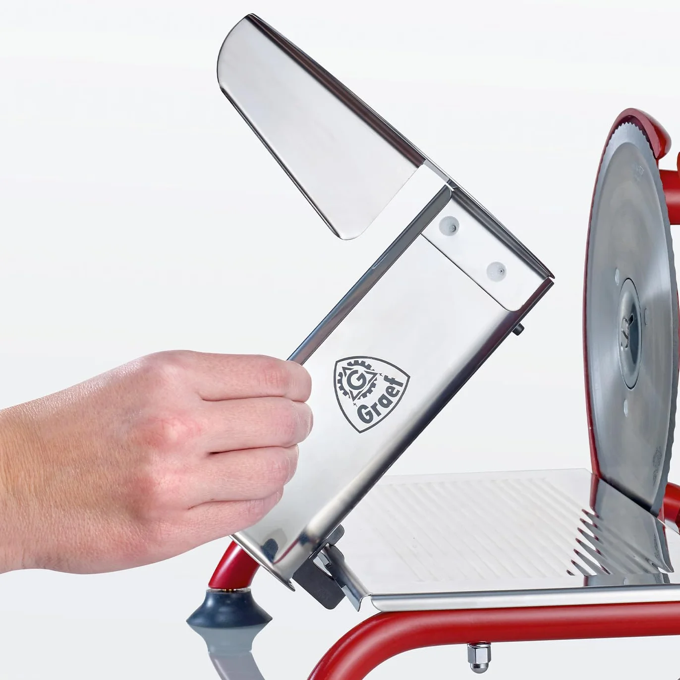 Graef H93 Affettatrice manuale universale, lama seghettata Ø190 mm acciaio inox, taglio 0–15 mm, struttura in metallo, manovella, per pane – Made in Germany, rosso