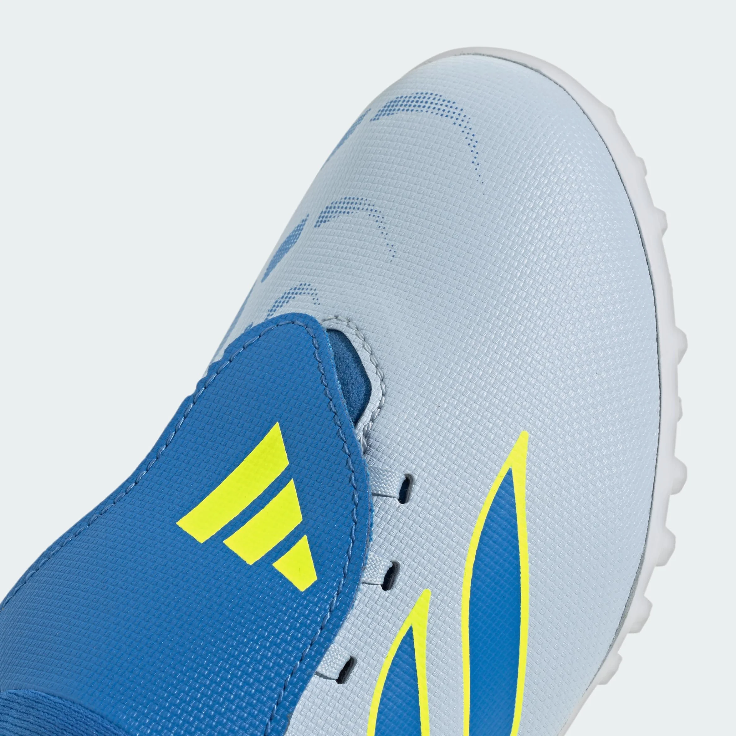 adidas Kids Scarpe da Calcio Predator Club Kids con Linguetta Ripiegabile per Erba Sintetica