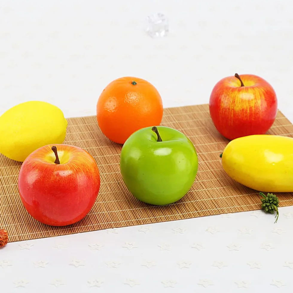 Mela artificiale frutta finta realistica per fotografia decorazione casa vetrina verde