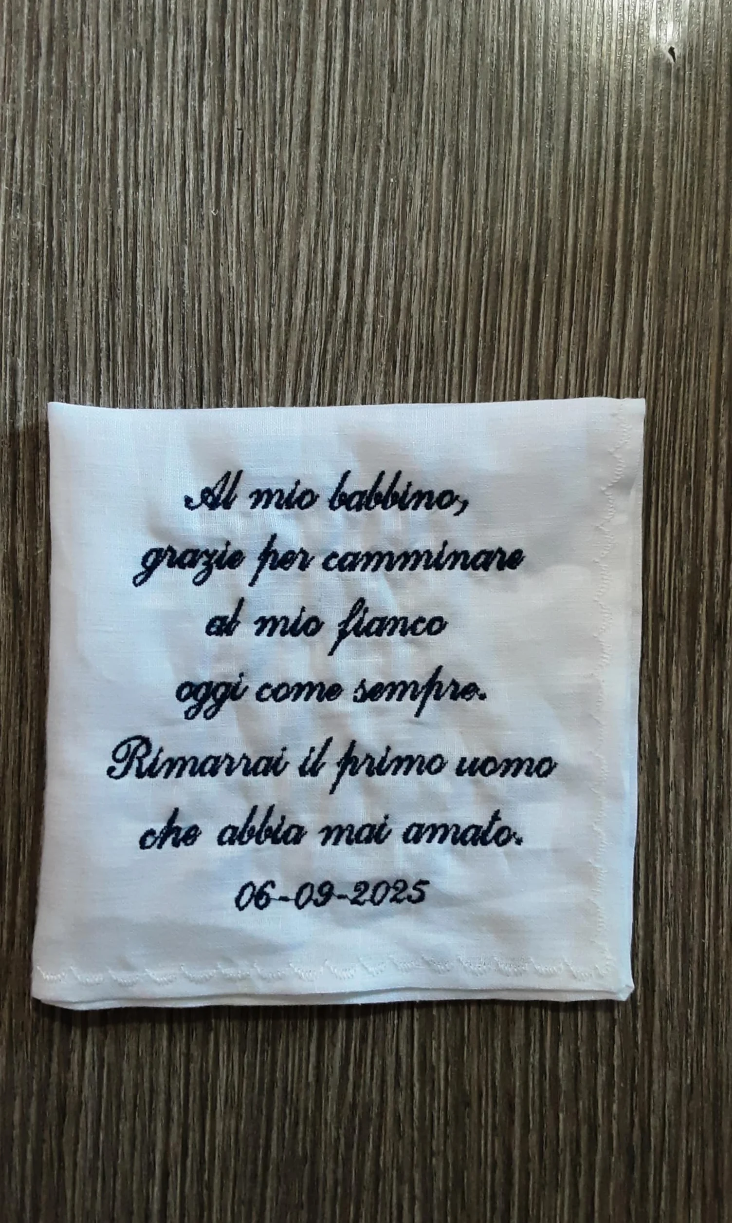 Crociedelizie fazzoletto ricamato in cotone o lino personalizzato con ricamo scatola regalo