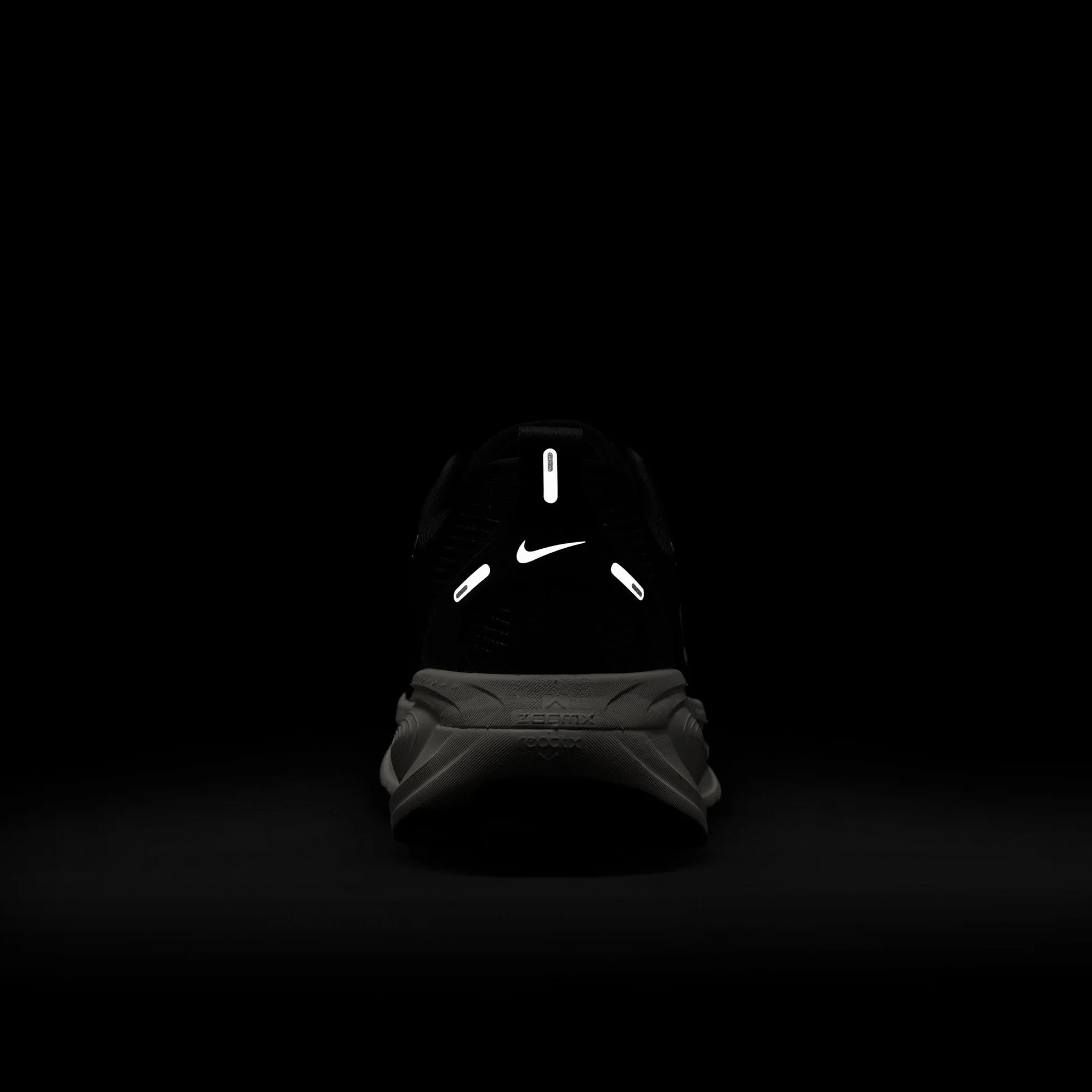 Nike Vomero 18 Sneaker Uomo
