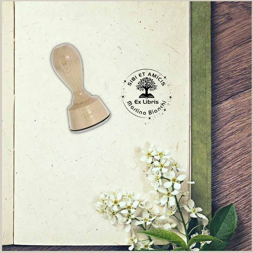 Timbro Ex Libris Personalizzato in Legno Rotondo | ALBERO DELLA VITA | con 10 Template Grafici Pronti da Personalizzare - Idea Regalo Per Lettori Di Libri e Appassionati di Lettura
