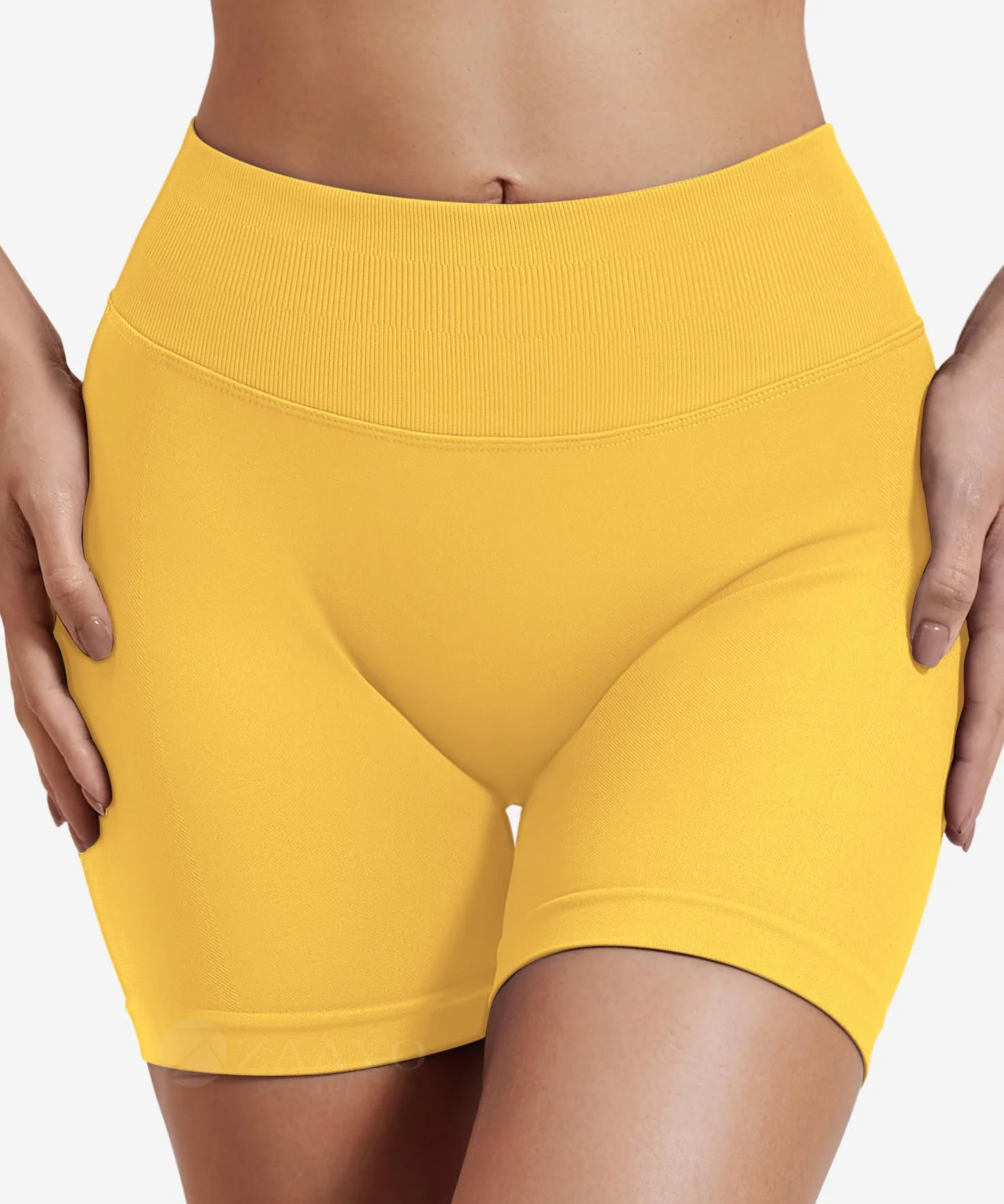 ZAAYO Pantaloncini sportivi da donna, per allenamento e allenamento, da 4,5", senza cuciture, per motociclisti