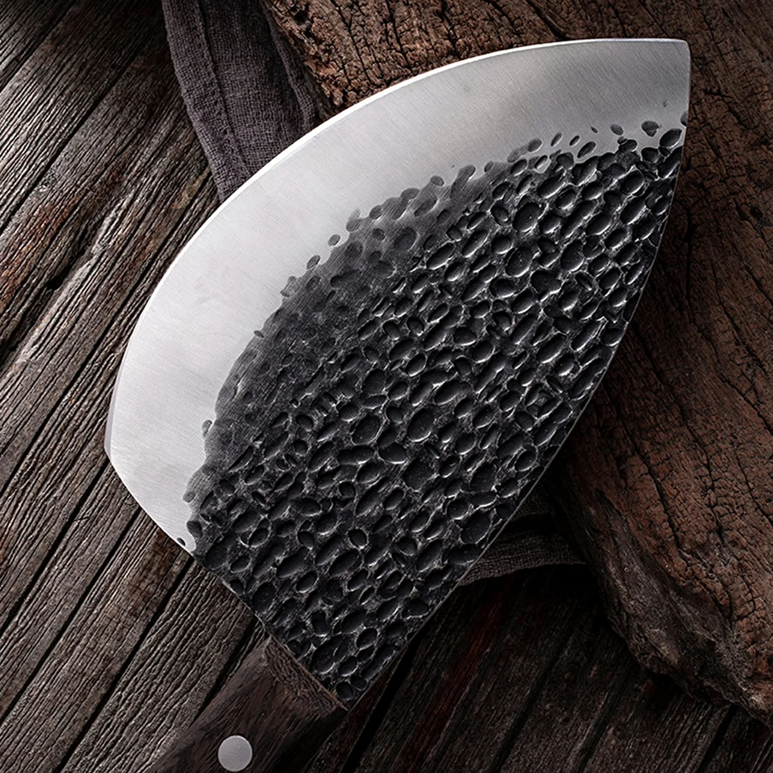 Forgiato professionale Forgiato Burtcher Knife Coltello a mannaio Pesce Seafood Pesce Coltello da cucina Coltello da cucina Handmade Sharp Slaught Strumenti