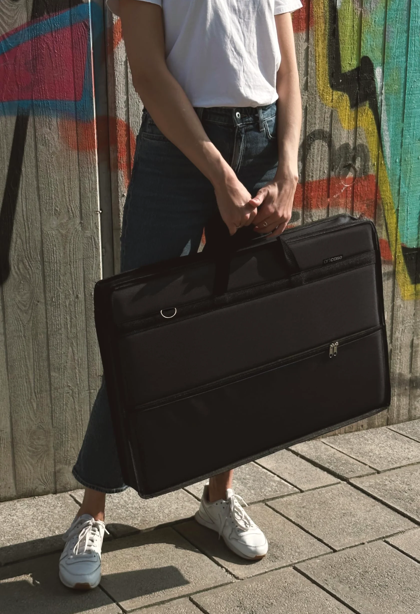 Le'arte artcase max DIN A2 – Artist Portfolio case, Hardcover Drawing Folder A2, Document Transport Bag, 70 x 49 x 8 cm, Storage Art case, Waterproof Poliestere, Large Format, Hard-Cover, Black, Nero