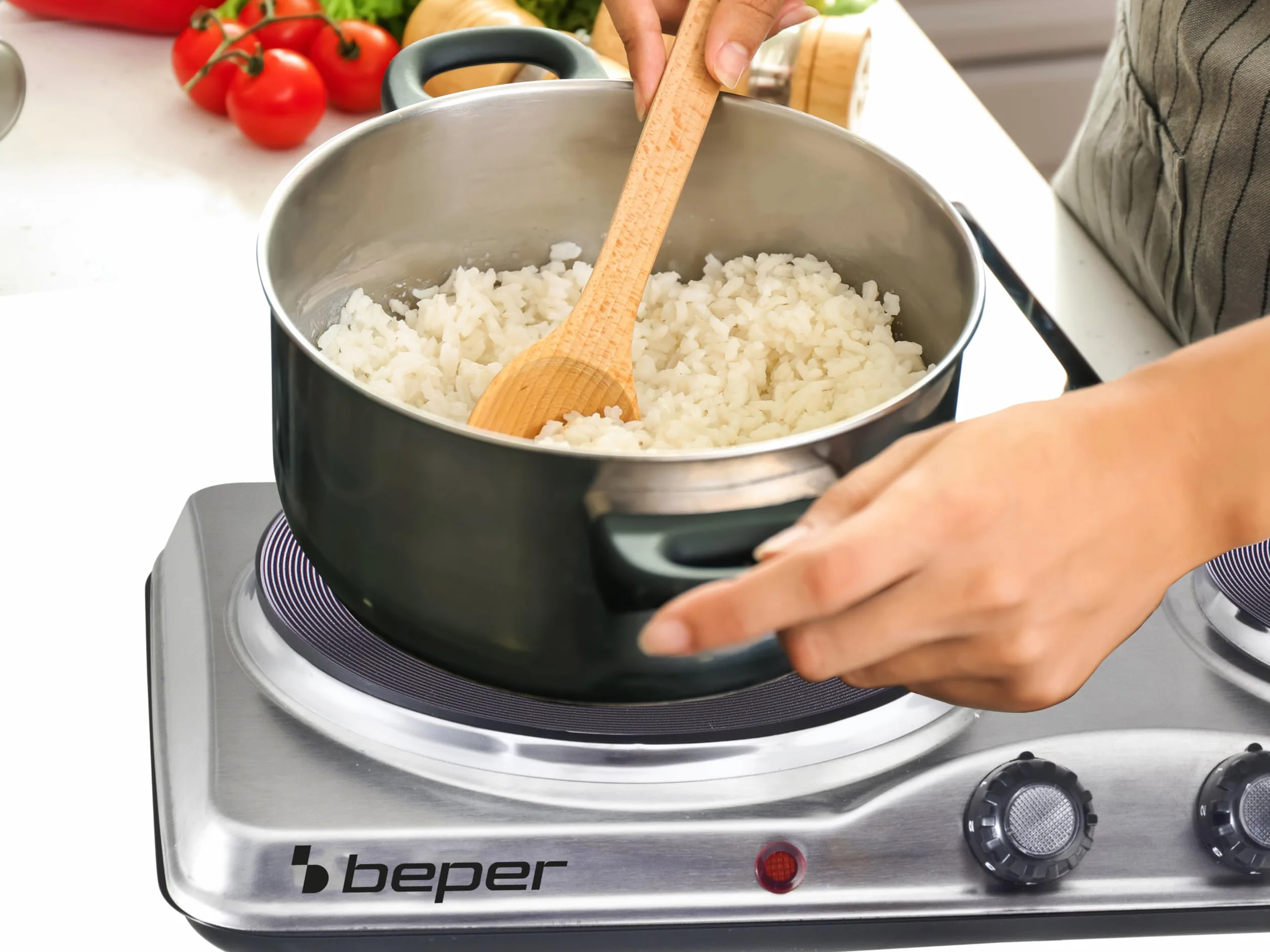 BEPER 90.825 Fornello Elettrico in Acciaio Inossidabile con 5 Livelli di Potenza - Fornello Elettrico 2 Piastre