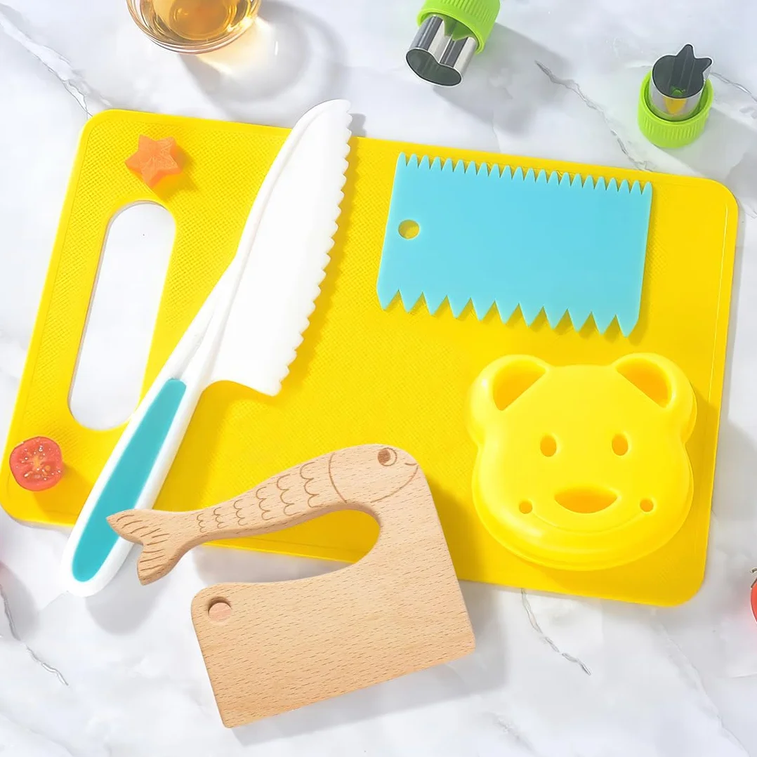 Montessori - Set di 17 utensili da cucina per bambini, coltello, tagliere e sbucciapelle per frutta, pane e verdure