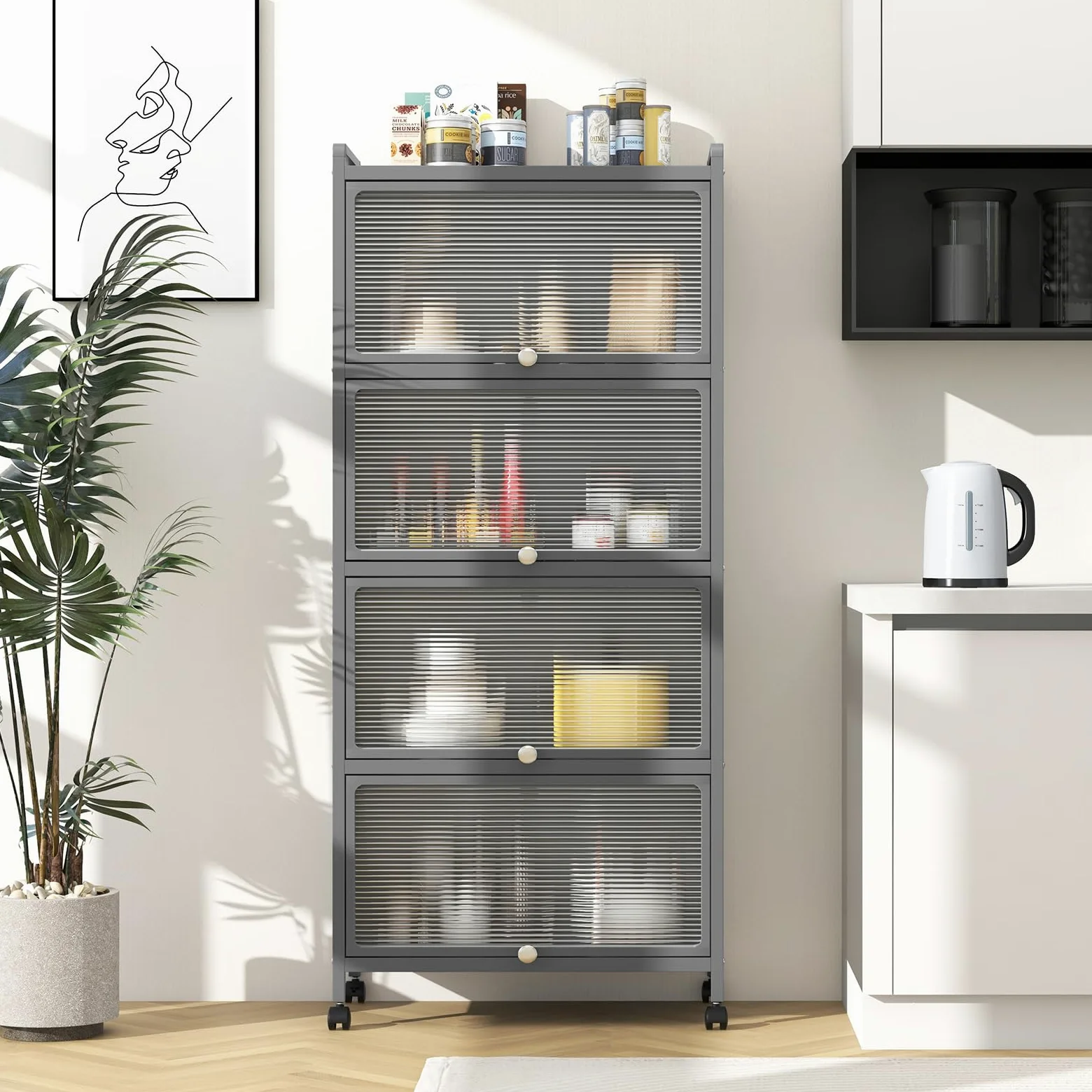 KOMFOTTEU Mobile Dispensa Cucina a 5 Livelli, Mensola Microonde con Anta a Vista, Ruote, Dispositivo Antiribaltamento, Scaffale da Cucina in Ferro per Soggiorno, Sala da Pranzo, 60x32x154cm (Grigio)