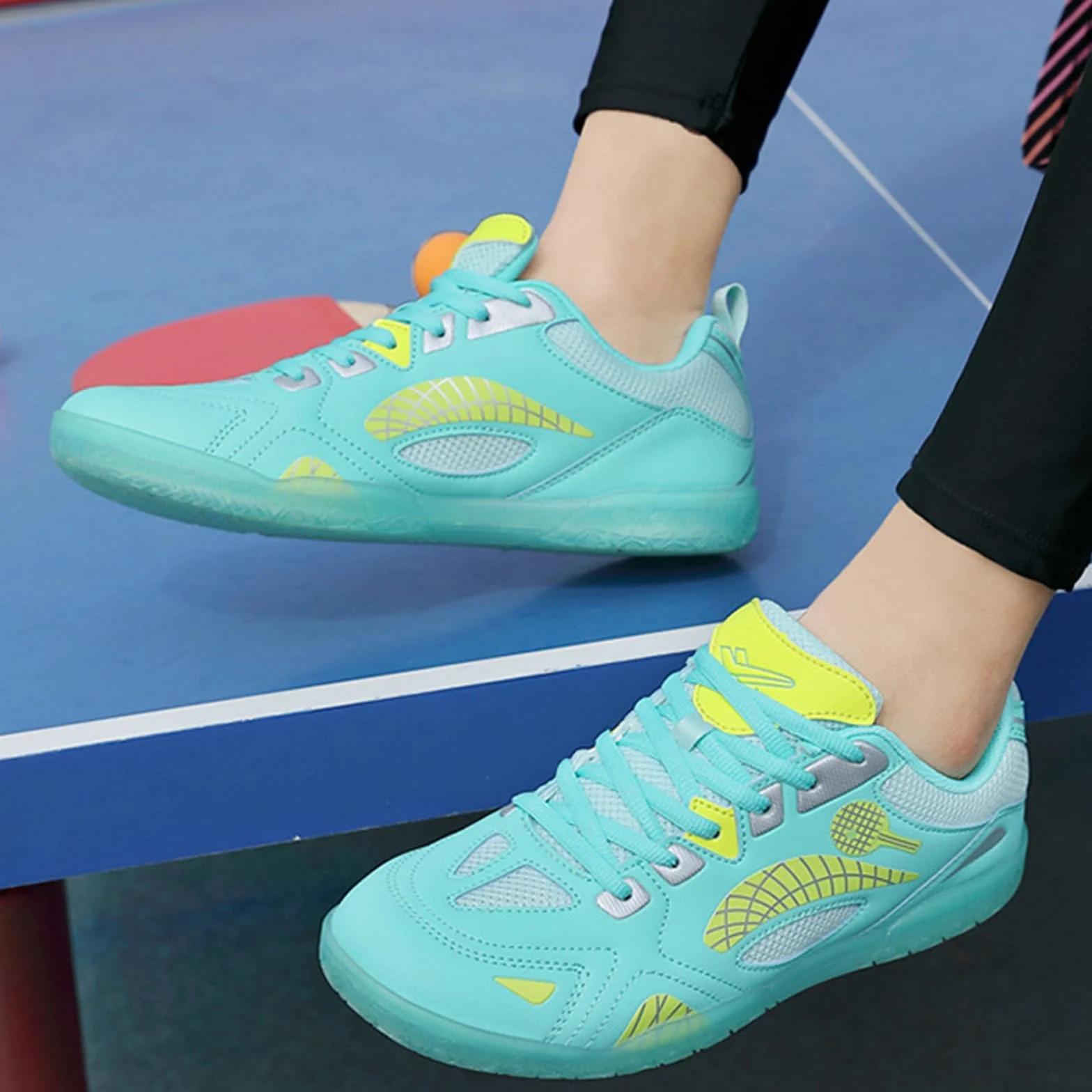 Scarpe da Badminton e Ping Pong Antiscivolo Leggere per Campi Indoor Uomo Donna