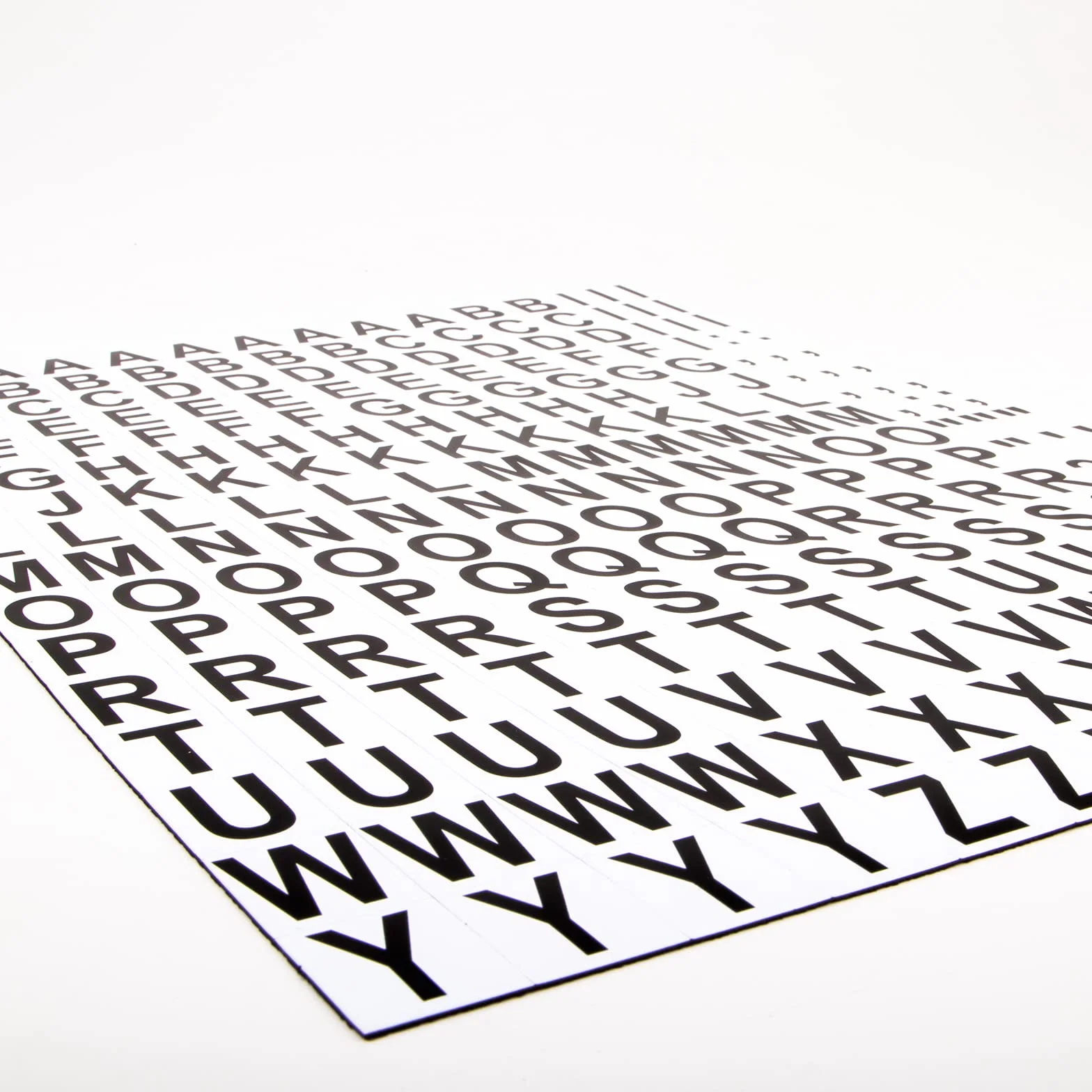 Magnets4you - Set di lettere magnetiche, 240 caratteri, lettere magnetiche, con caratteri speciali, per scuola, lavagna, lavagna magnetica