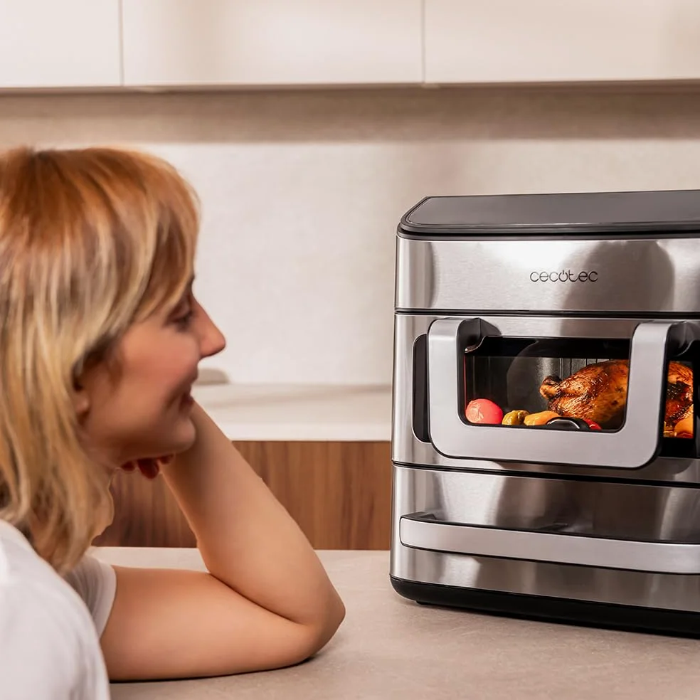 Cecotec Friggitrice ad Aria e Forno 18L Cecofry FoodCourt 18000 4Pizza+. 2700W, Forno Pizza 12" Incl. Pietra, 9L Parete Divisoria, Schermo Color, Acciaio Inox, Sincronizzazione Vaschette