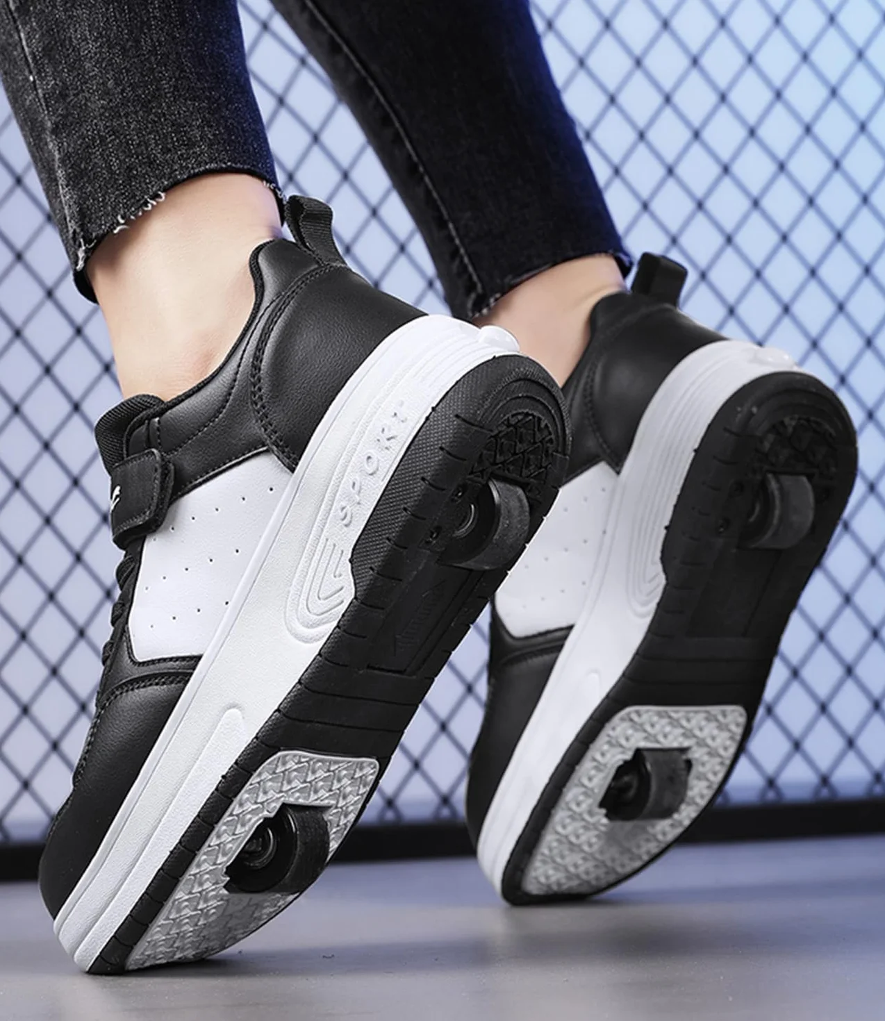 ENEN Scarpe con Rotelle Bambina Outdoor Sportive Skateboard Sneakers Multisport Pattini per Ragazze e Ragazzi