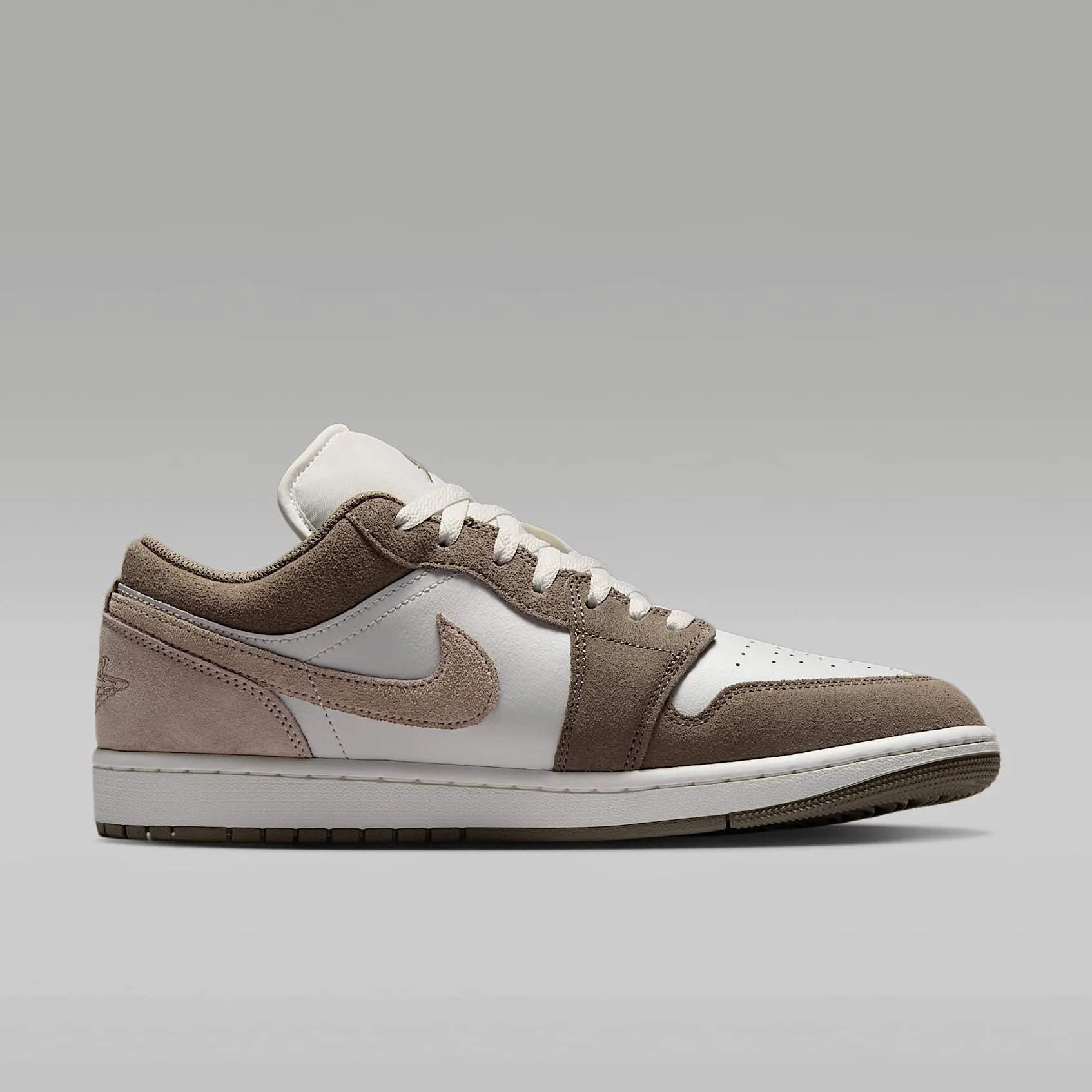 Air Jordan 1 Low Scarpe Uomo Olive Grey Summit White Pale Ivory Enigma Stone
