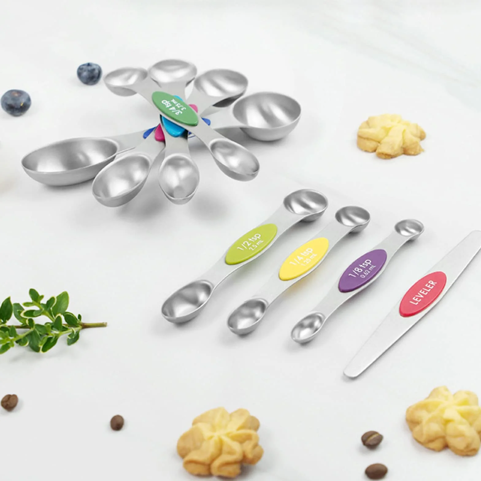Set di 8 cucchiai dosatori magnetici – in acciaio inox impilabili su entrambi i lati per misurare ingredienti secchi e liquidi, misurini per cucinare e cuocere