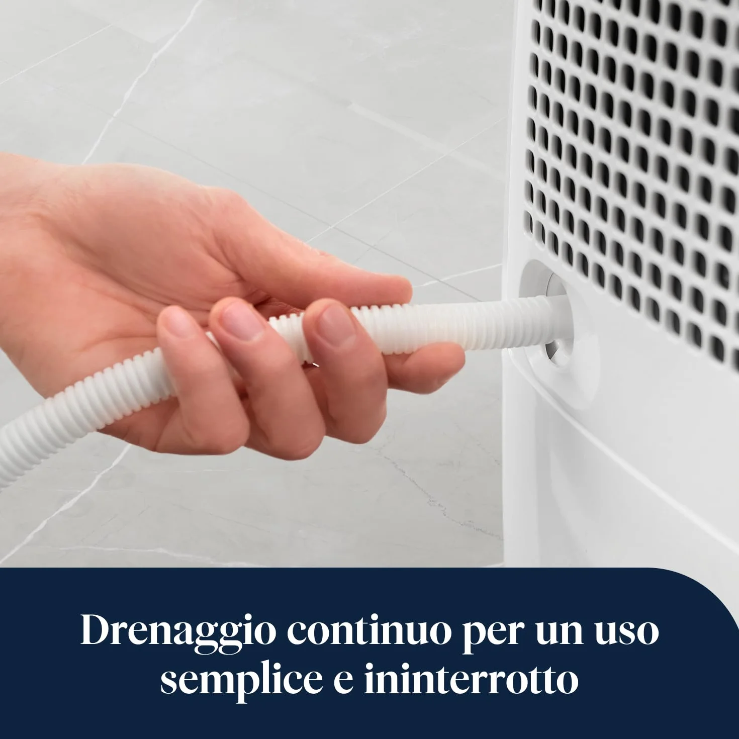 De’Longhi Tasciugo AriaDry Multi - Deumidificatore Casa Portatile, Sistema di Filtrazione a 3 Azioni, Assorbi Umidità 14L/Giorno, Asciugabiancheria, Antimuffa, Bassa Rumorosità, Bianco (DEXD214RF)