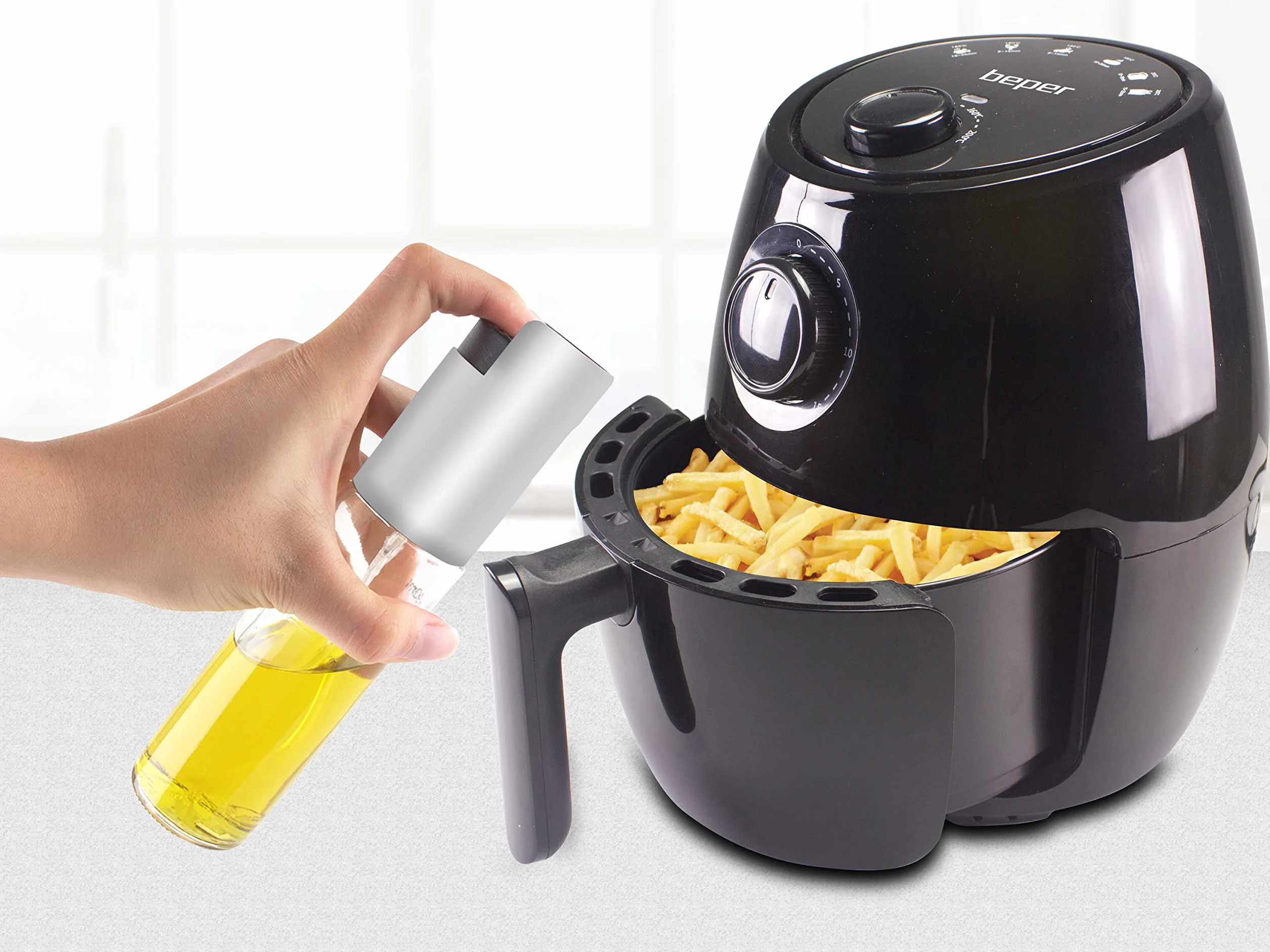 BEPER C102SPE001 Spruzzino per Olio con Contenitore in Vetro Graduato per Friggitrice Aria