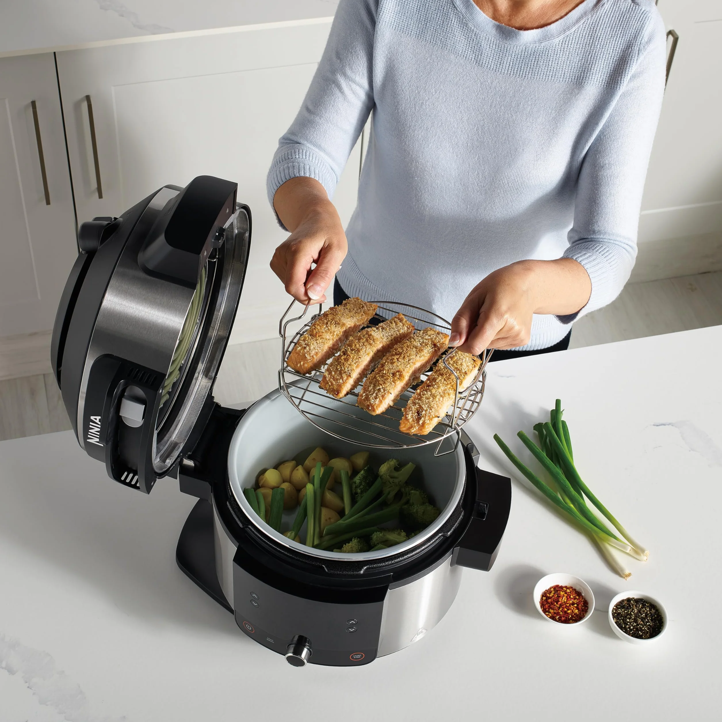 Ninja Foodi Multicooker SmartLid 6L Acciaio Inox 11 Funzioni Pentola a Pressione Friggitrice ad Aria Cottura a Vapore