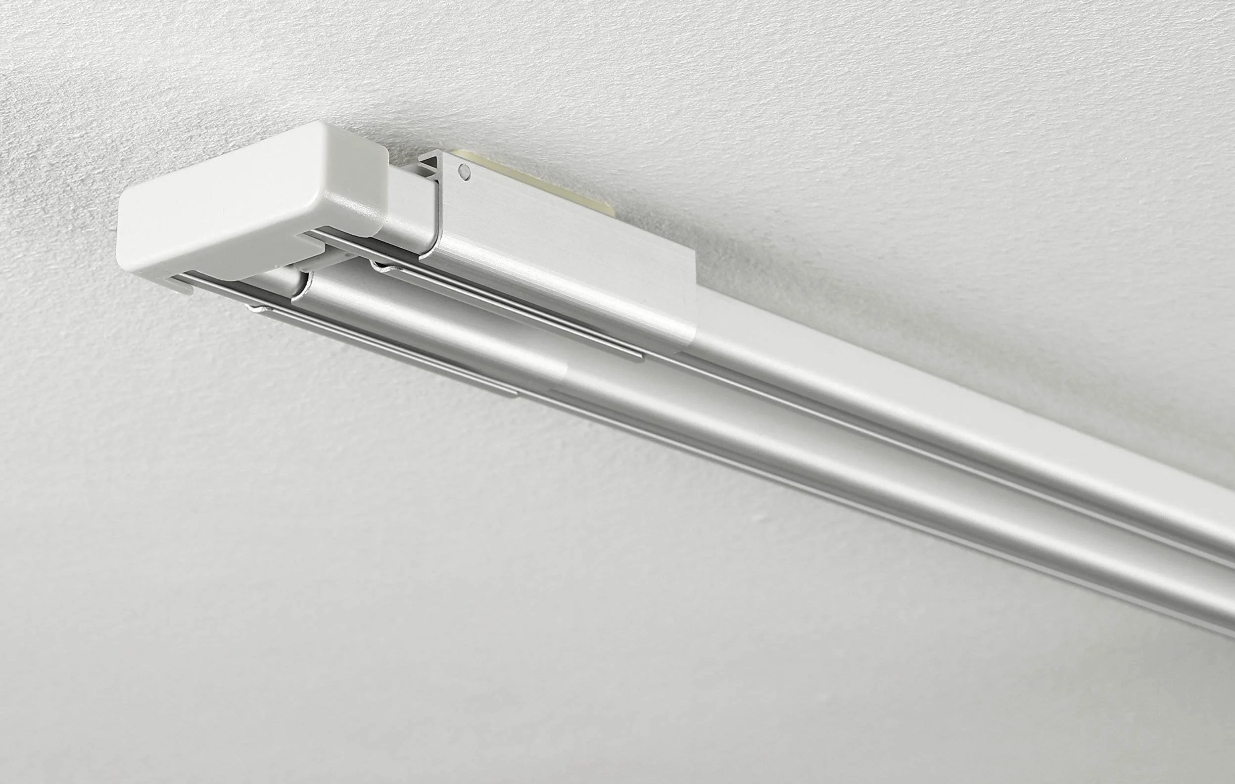 Gardinia Set Completo per Tende a Pannello, Emia, Binario a 2 Vie, Scorrimento a Destra, Accessori Inclusi, Estensibile, 140-225 cm, Alluminio