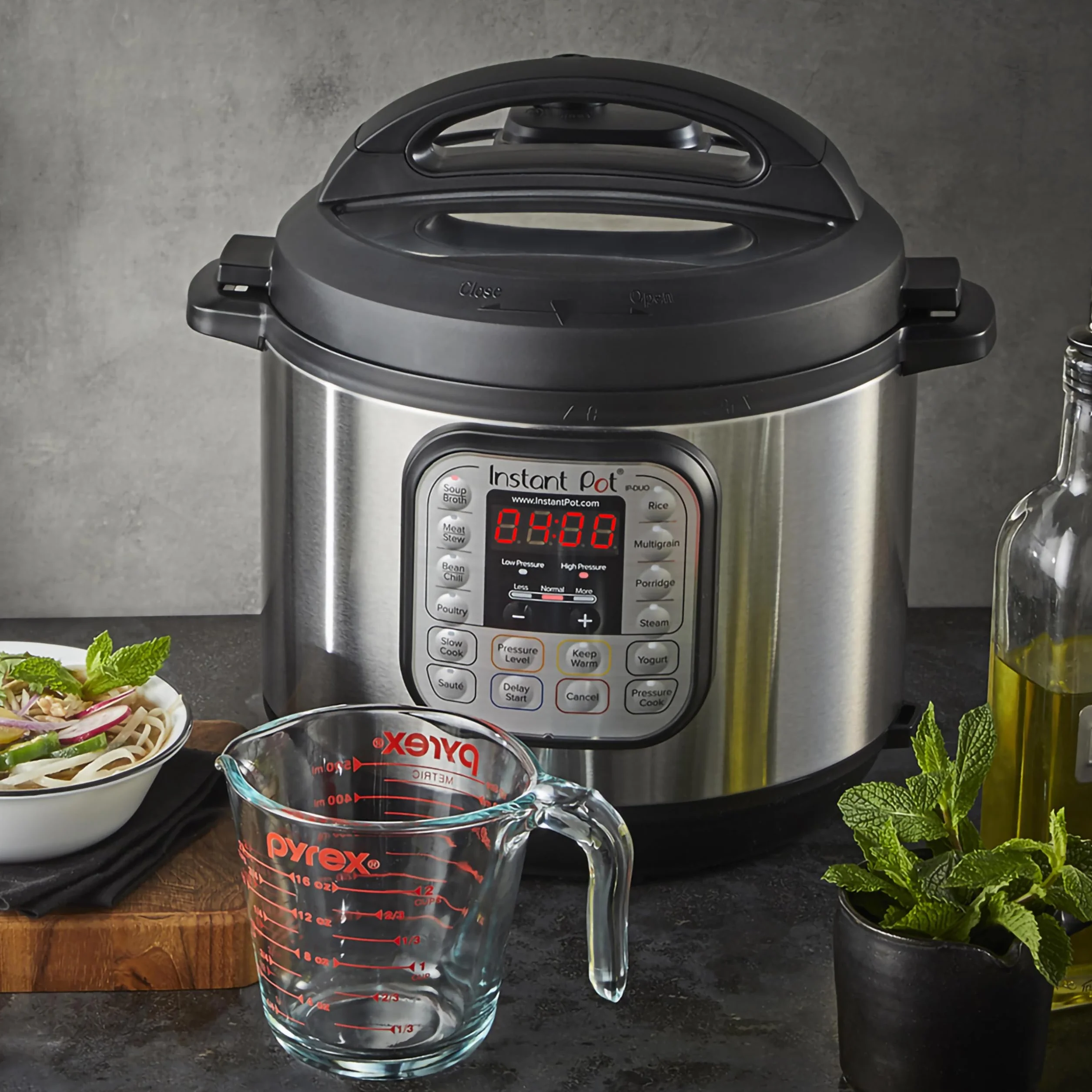 Instant Pot IP DUO 8 Litri, Multicooker Elettrico a Pressione 7 in 1, 1200W, Acciaio Inox