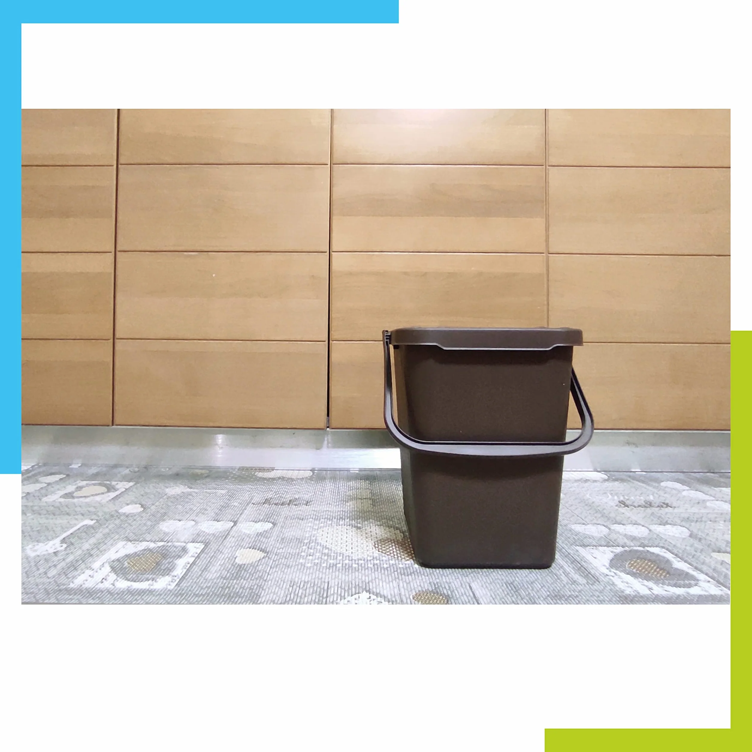 Ecoplast Pattumiera per Raccolta Differenziata, Apertura a Libro, Flessibile e Indeformabile, Resiste a tutte le Temperature, Interno ed Esterno, Oltre 80% Plastica Riciclata, Made in Italy, Marrone