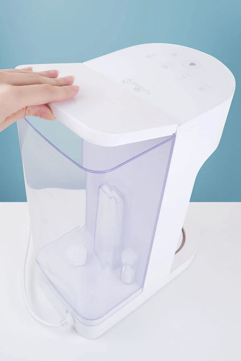 Yum Asia Oyu Dispenser digitale istantaneo di acqua calda con display touch LED "Hidden Under" bianco, capacità 4 litri, Ecoboil, tecnologia InstaHEAT, 220-240V, alimentazione EU