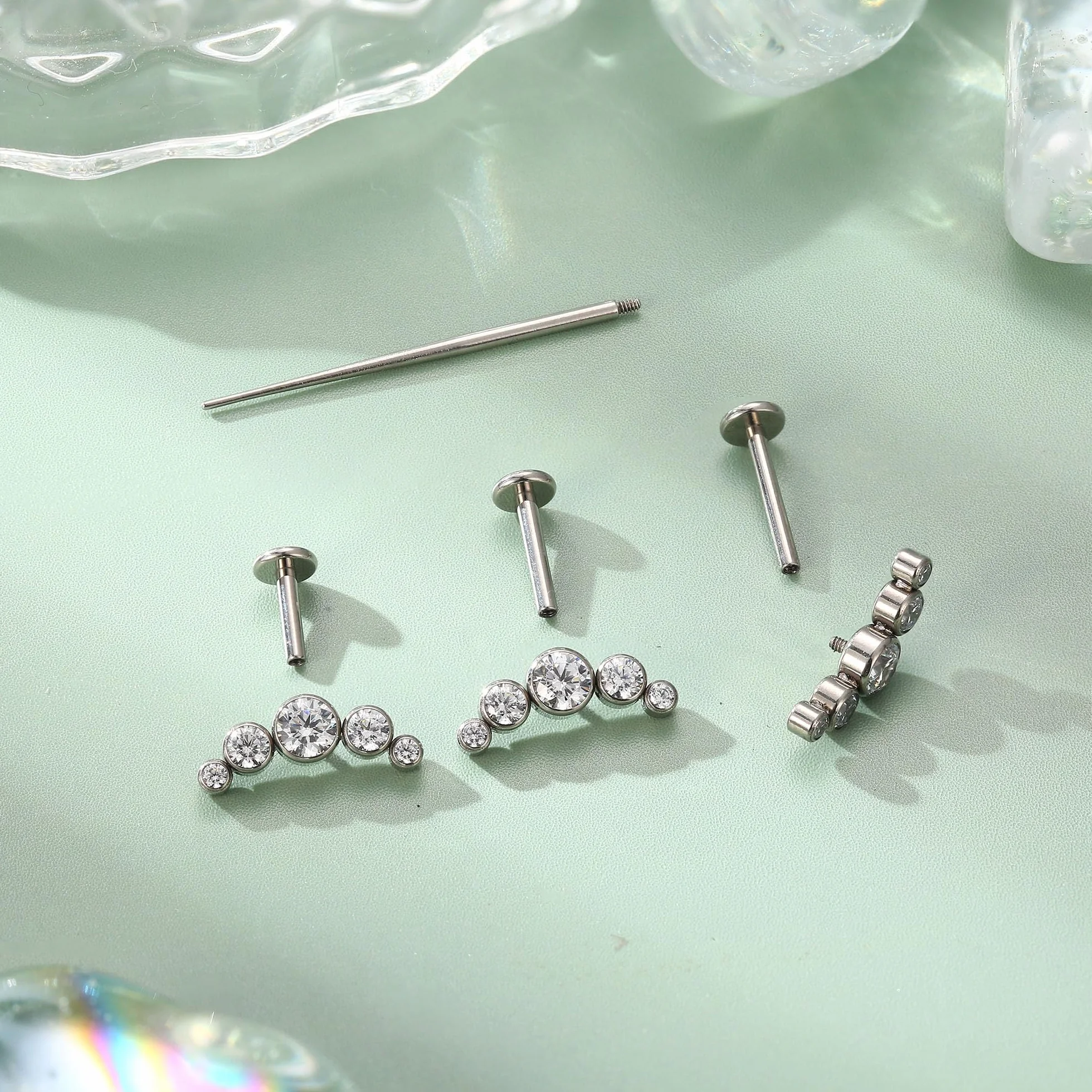 YADOCA G23 Titanio Piercing Orecchio Helix Filettato Internamente Ipoallergenico - Argento Oro