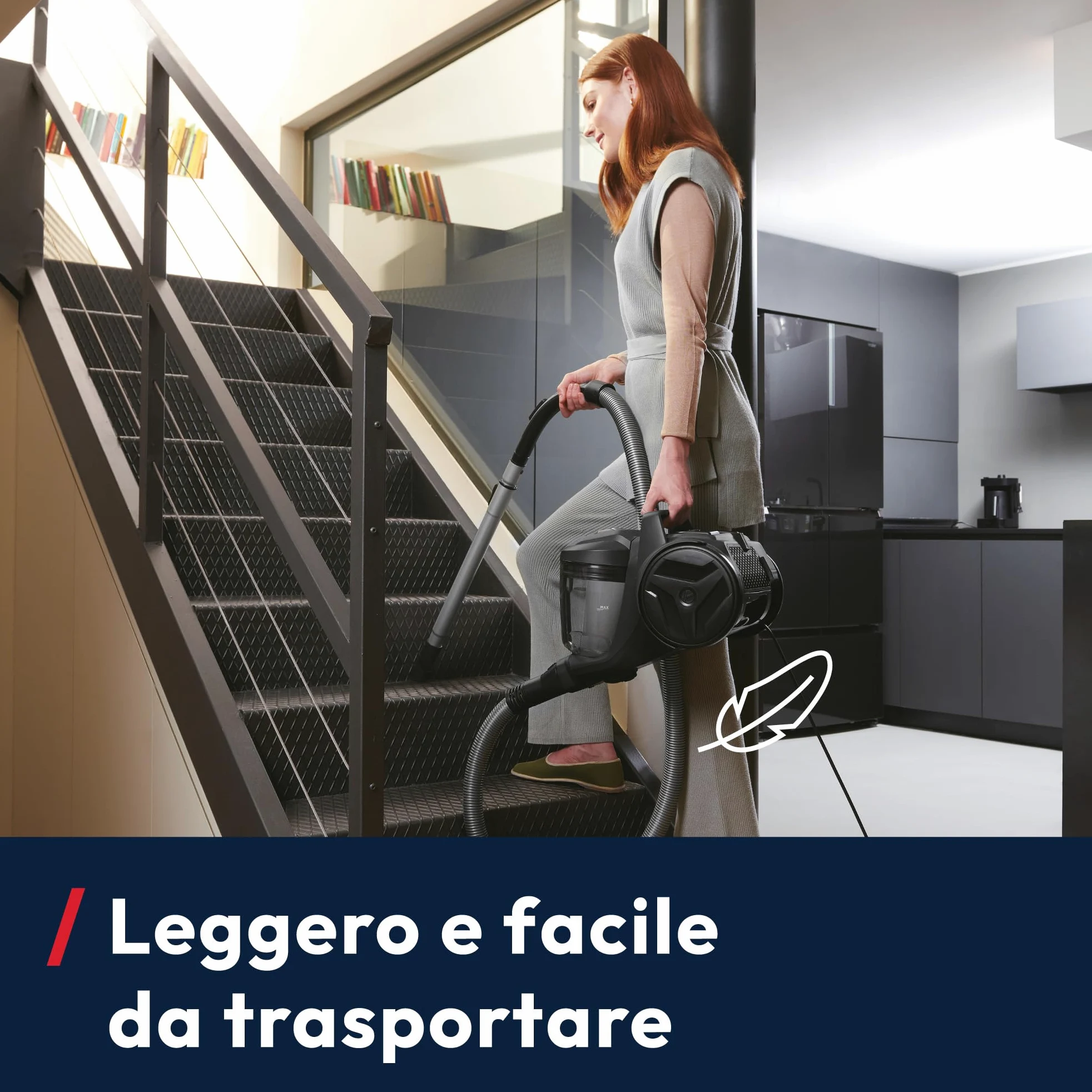 Hoover Aspirapolvere a traino senza sacco potente e compatto HP1 per tappeti, pavimenti duri e delicati, Leggero e con filo, Contenitore 2L, Spazzola Parquet, Raggio d'azione 7,5 m [HPZ107HM]