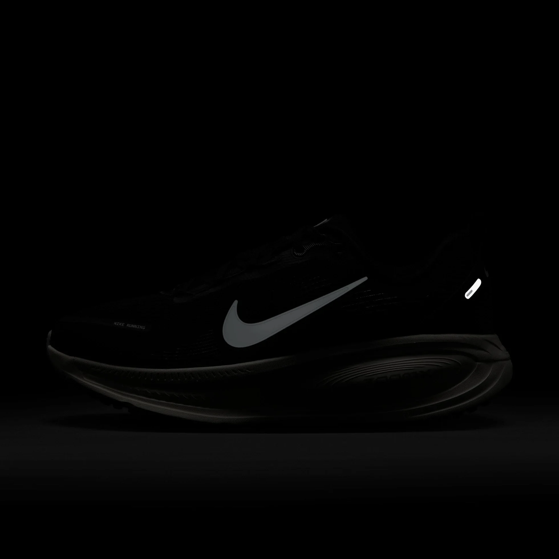 Nike Vomero 18 Sneaker Uomo