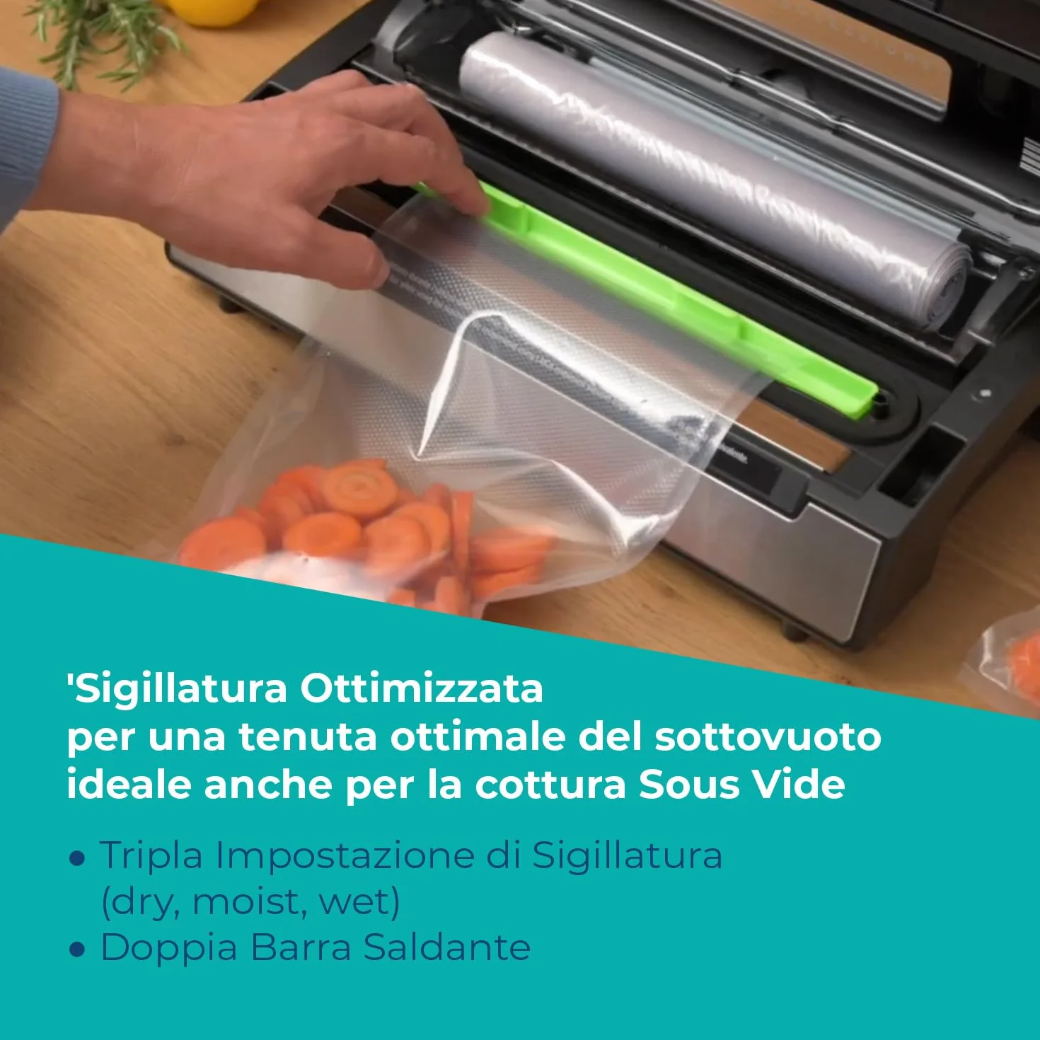 LAICA VT3120 Macchina Sottovuoto Professionale - Adatta per Tutti i Tipi di Alimenti - Funzione Marinatura Rapida, Mantiene i Cibi Freschi fino a 5 Volte Più a Lungo - 2 Rotoli per Sottovuoto Inclusi