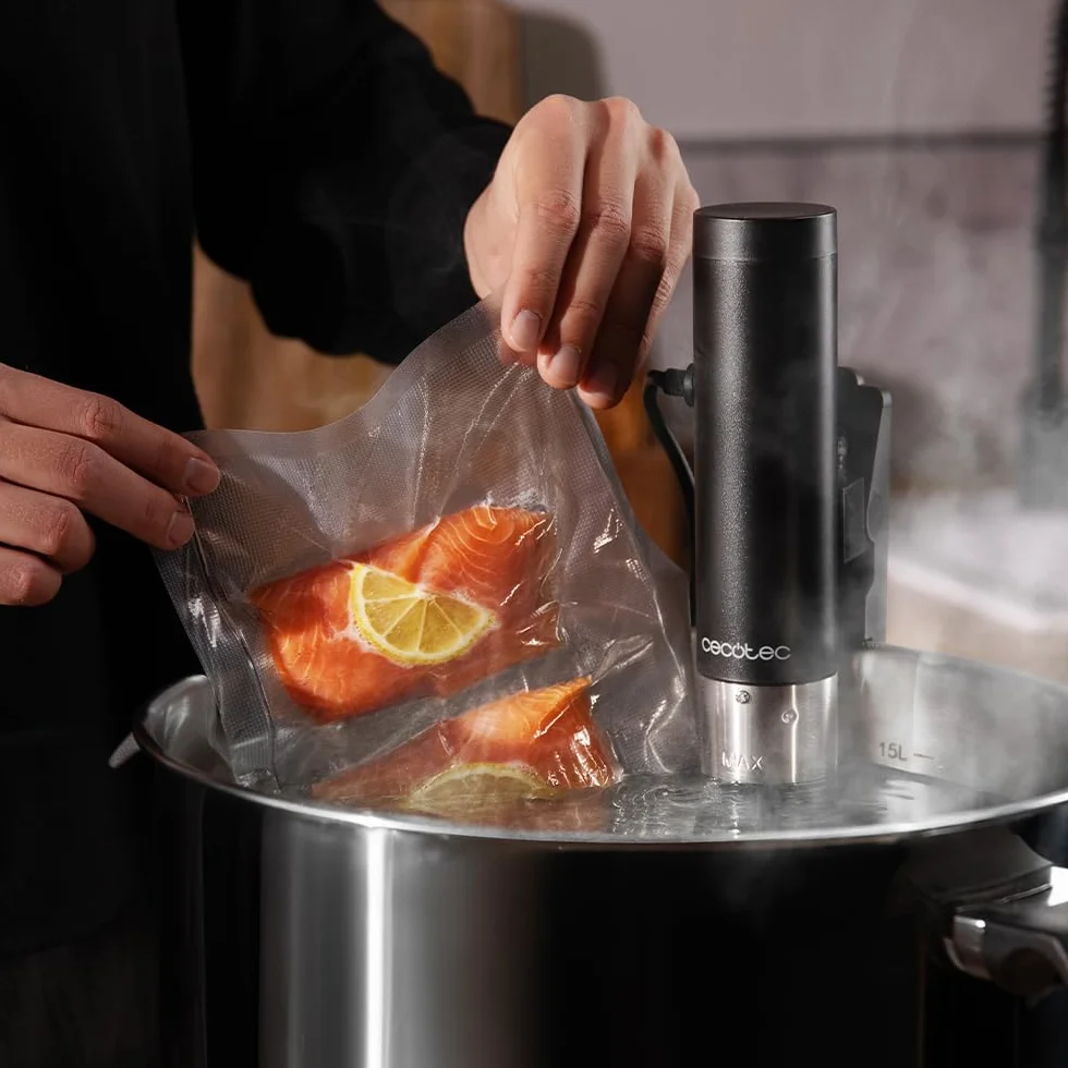 Cecotec SlowVide 1000 Connected Sous Vide 1000W 5-95°C Wi-Fi Touchscreen 15L IPX7