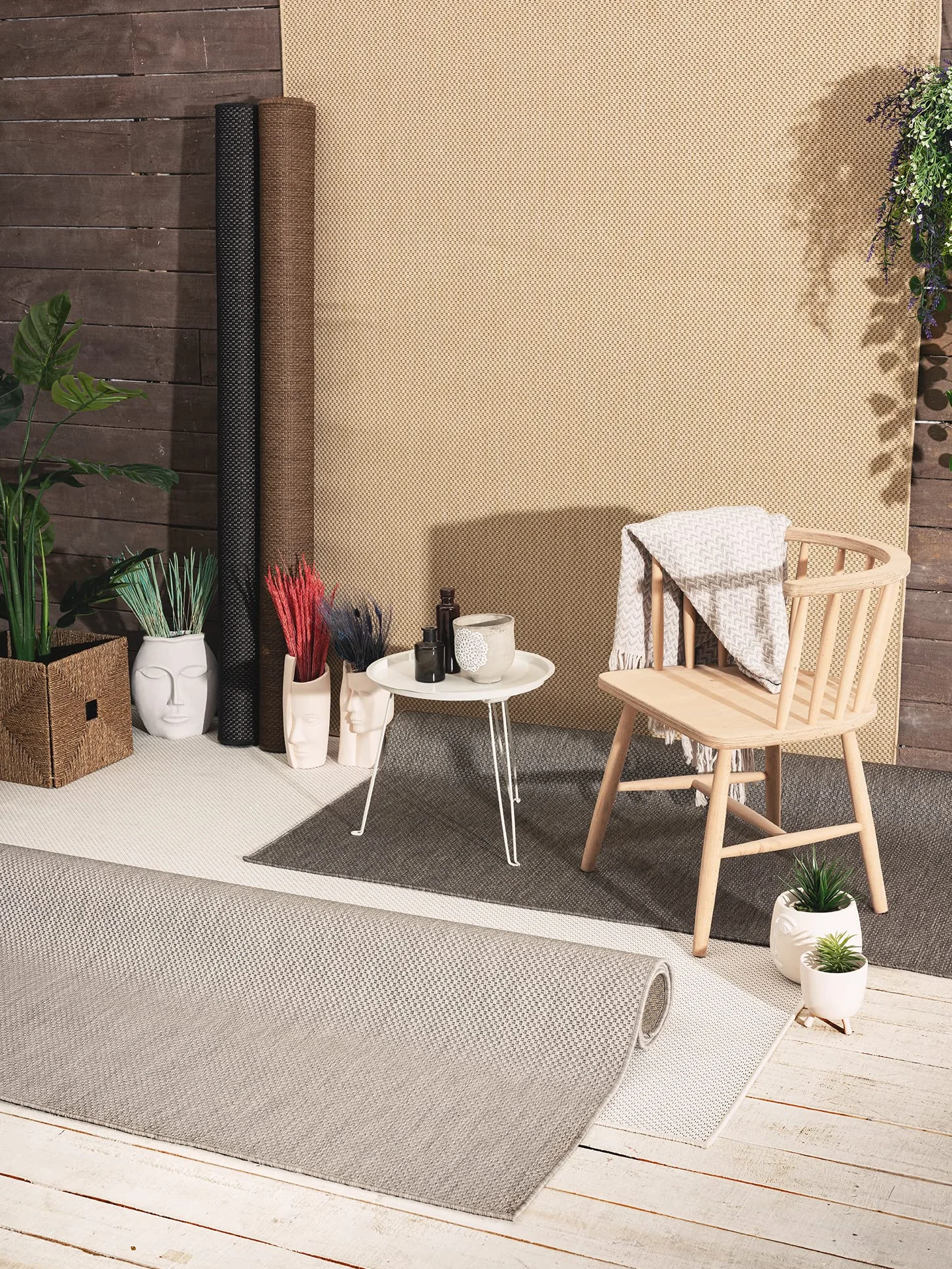 the carpet Mistra - robusto tappeto per esterni, resistente alle intemperie e ai raggi UV, adatto a balcone, terrazza, giardino d'inverno o cucina e sala da pranzo, antracite, 200x280 cm
