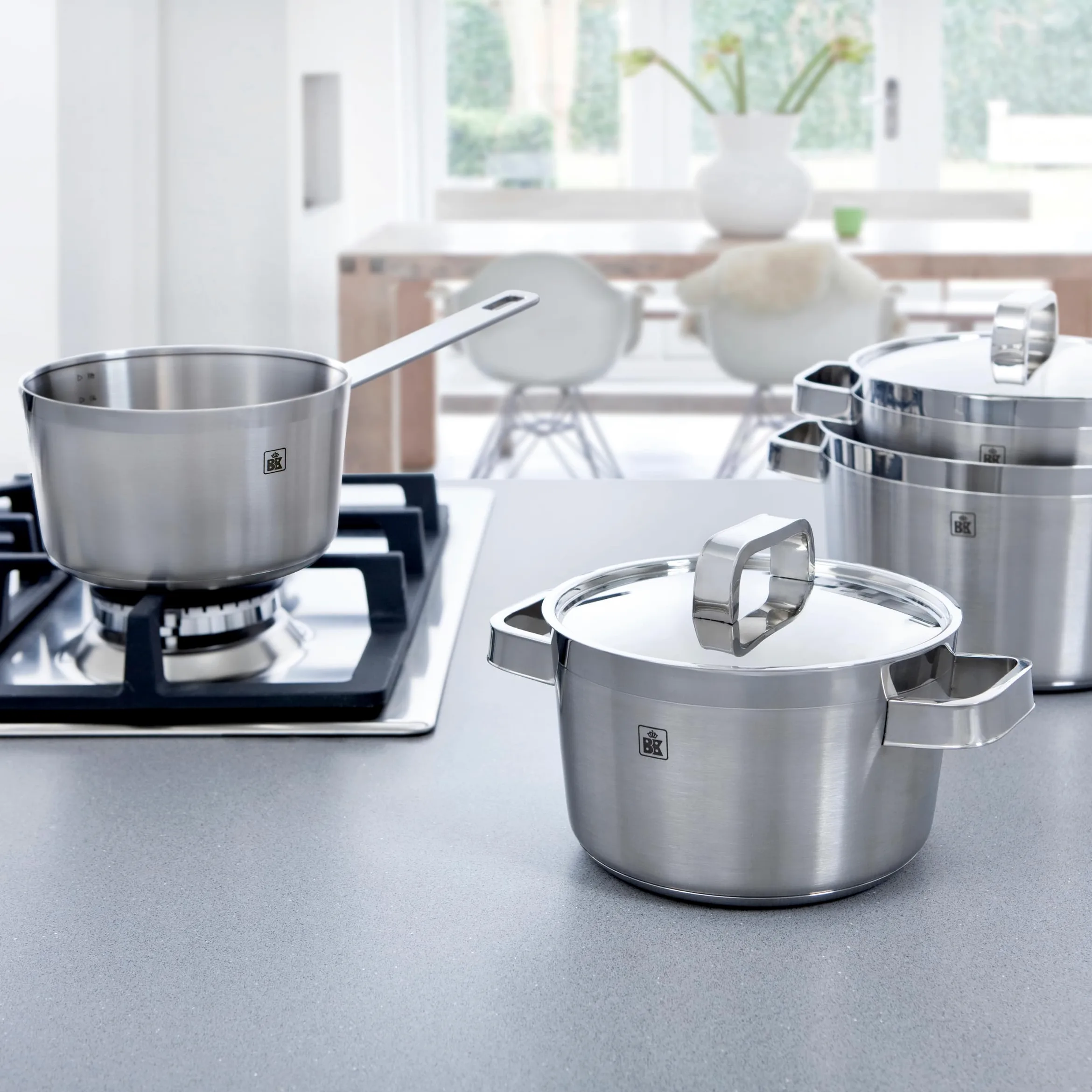 BK Conical Profi Batteria di Pentole Inox 18/10 4 Pezzi con Coperchi | Acciaio inox 18/10, coperchi in acciaio inox, induzione, forno fino a 230 °C, lavastoviglie