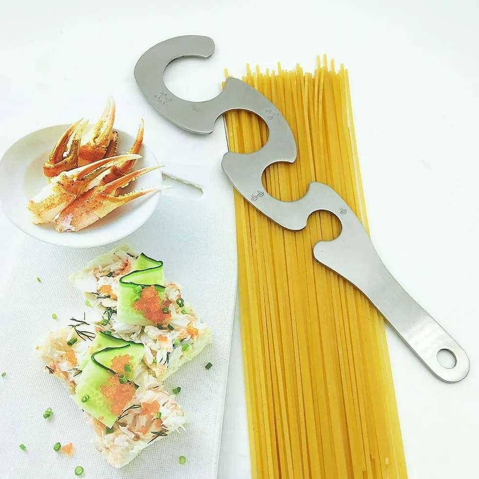 Strumento per la Misurazione degli Spaghetti in Acciaio Inossidabile a 4 Fori per Misuratore per Righello per Spaghetti Gadget per la Pasta, Strumento per la Misurazione Rapida