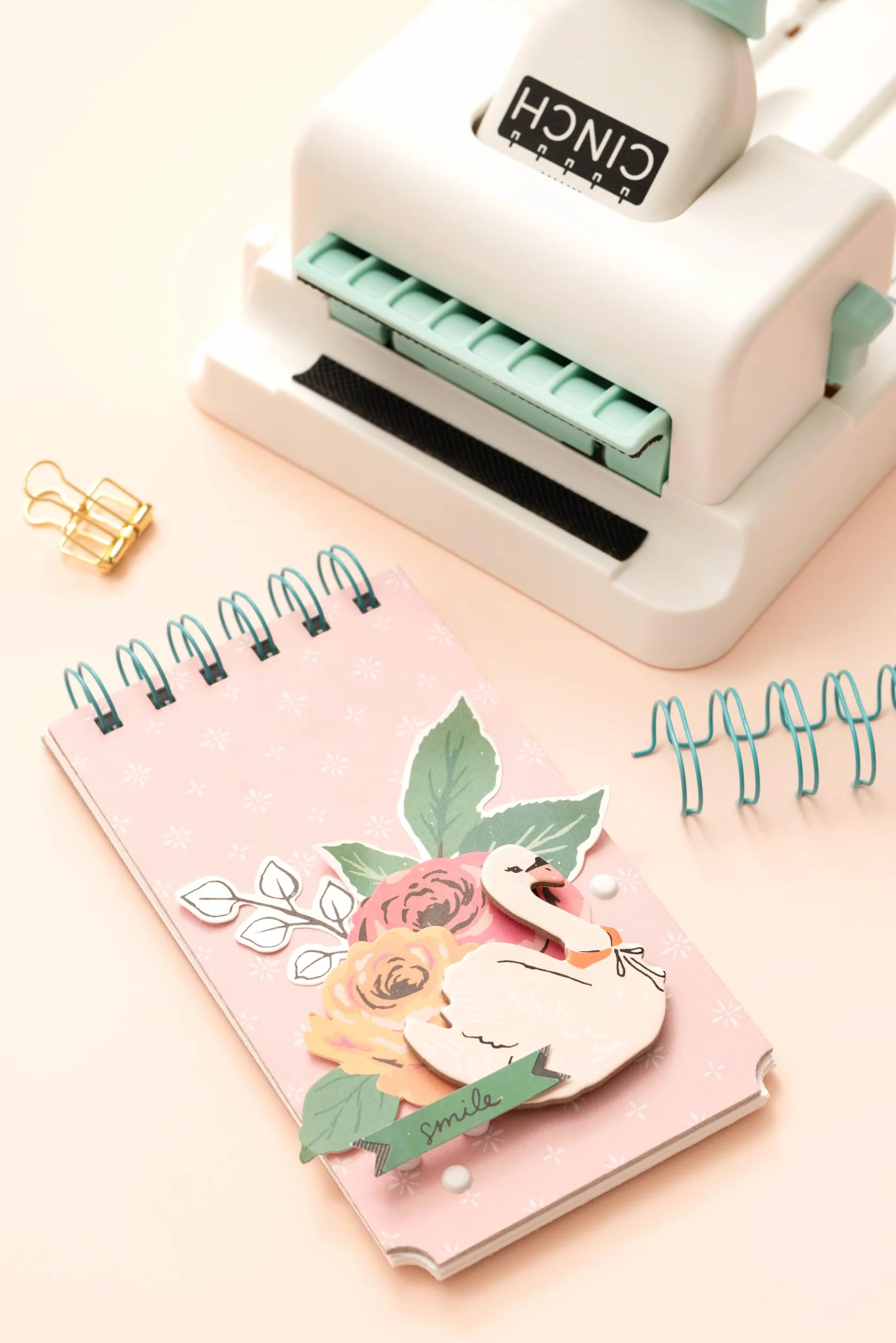 We R Memory Keepers Mini Cinch Bookbinding Machine Binding Tool, Altro Materiale, Bianco, OS