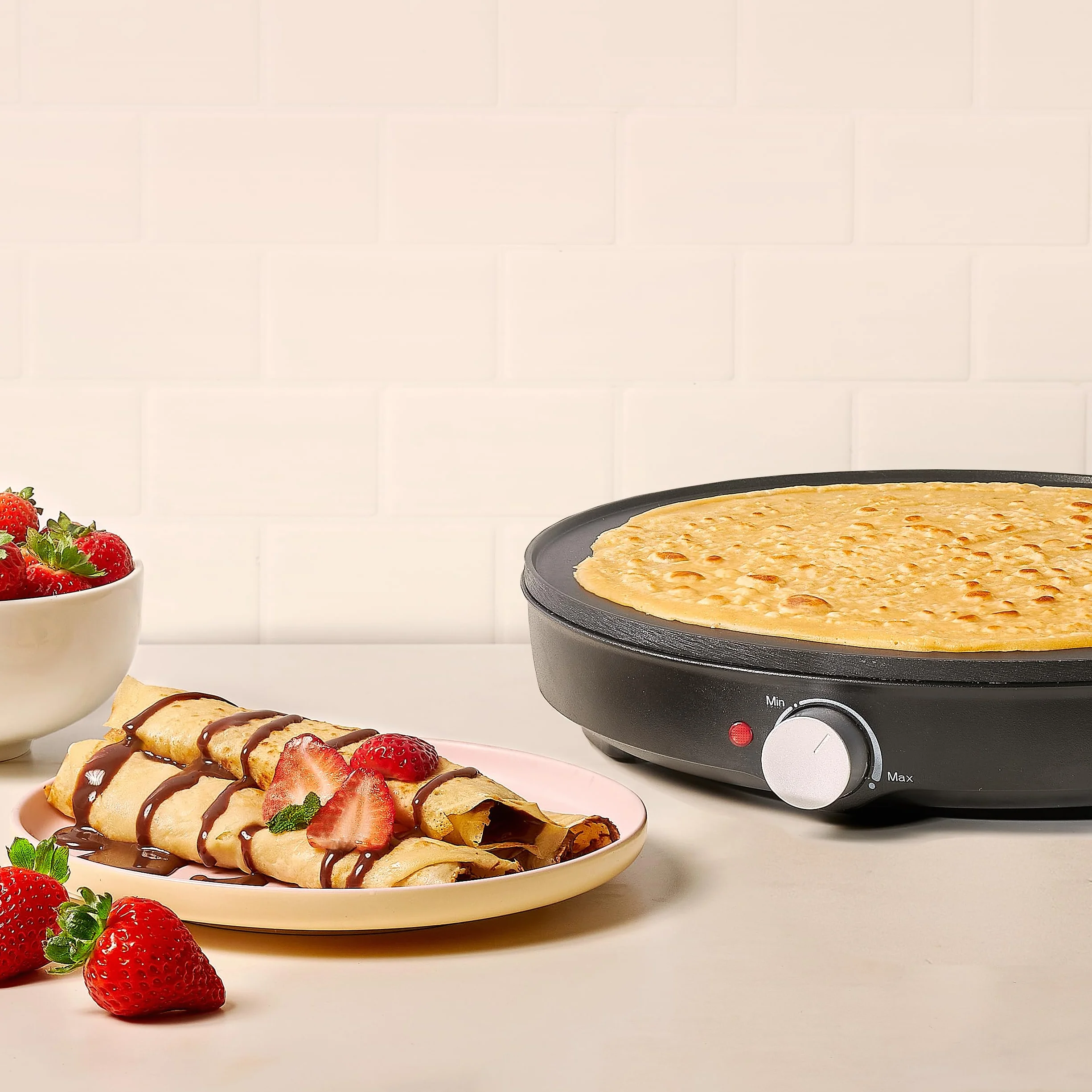 Ufesa Crepiera Dolcevita 1000W 30cm Piastra Antiaderente Temperatura Regolabile