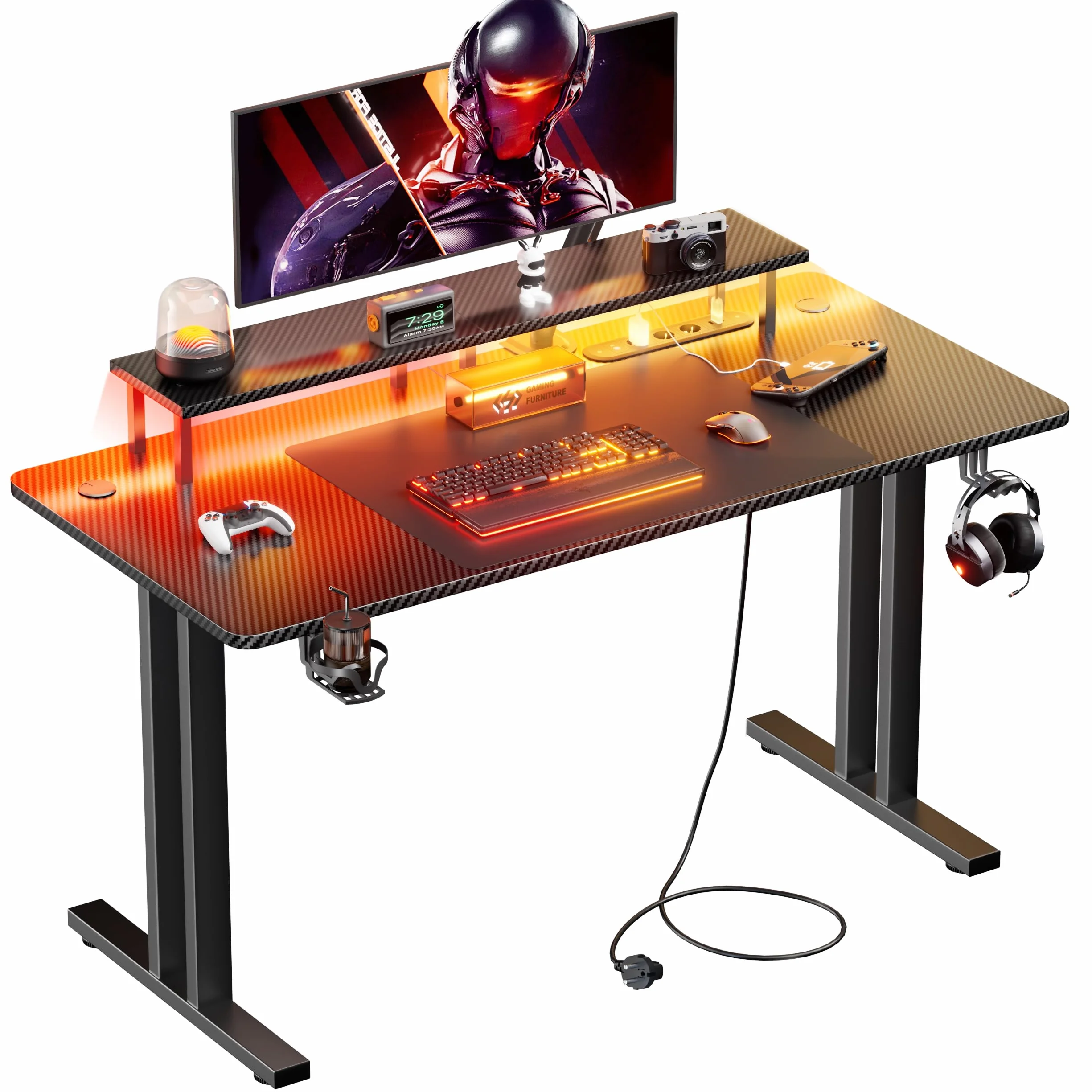 HLFURNIEU Scrivania Gaming LED 120 x 60 cm, Tavolo Gamer con Presa di Corrente e Supporto per Monitor, Postazione Gaming con Porta Bicchiere e Gancio per Cuffie, Superficie in Fibra di Carbonio, Nero