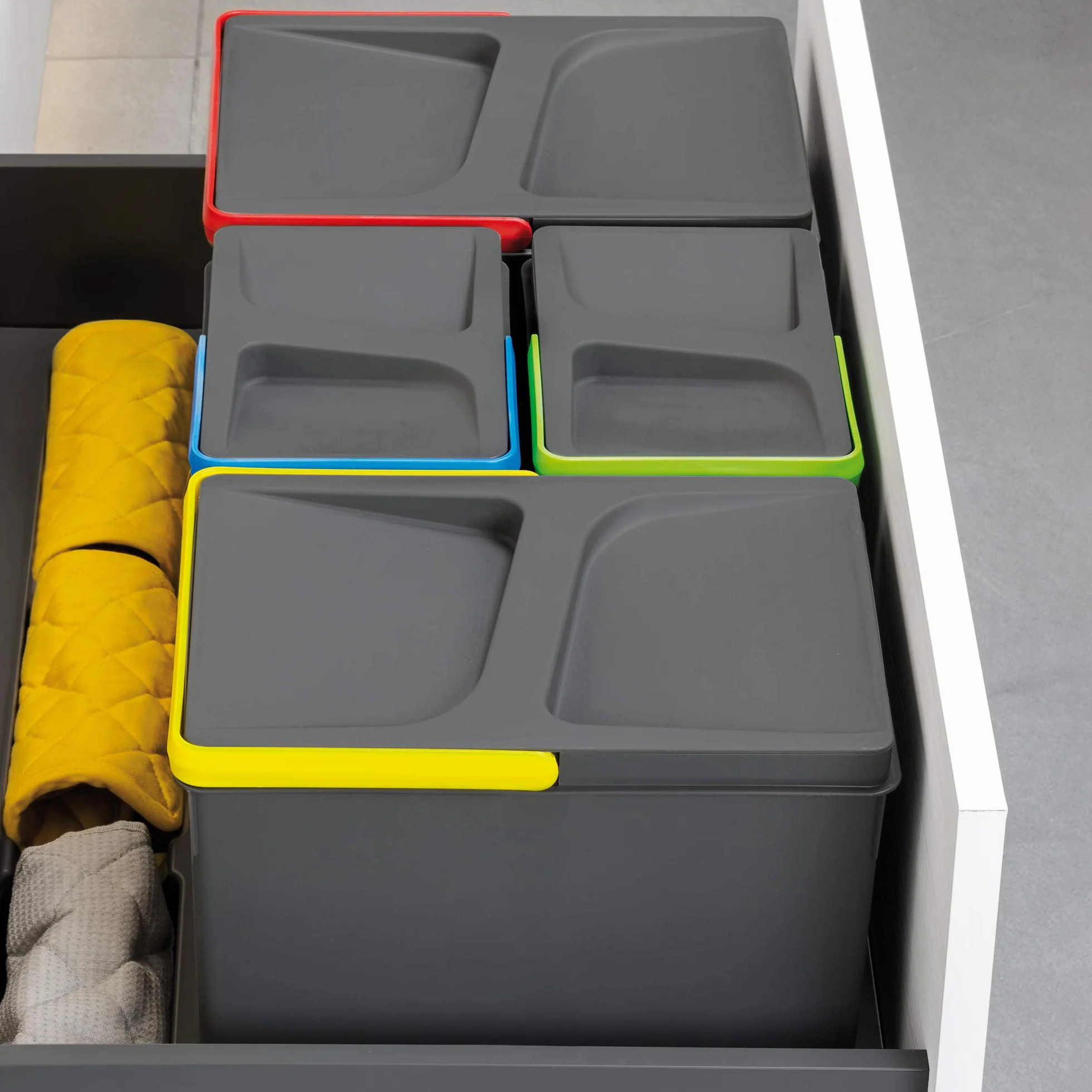 Emuca - Contenitori per cassetti da cucina Recycle, Altezza 266, 2x15L + 2x7L, Plastica grigio antracite, Tecnoplastica