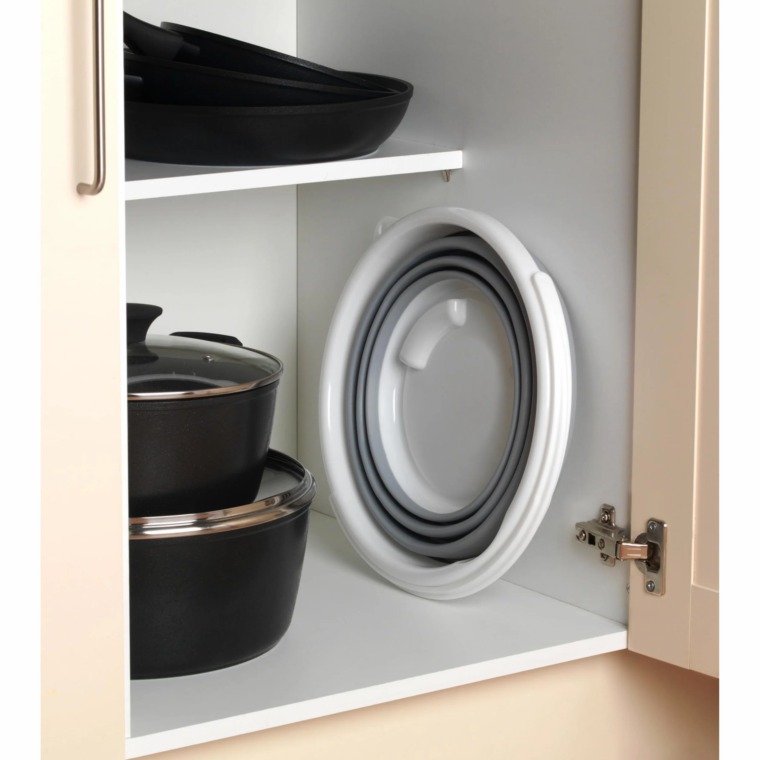 Beldray LA028495GRY Secchio Pieghevole - Vasca Pieghevole Per Stoccaggio Compatto, Uso Interno/Esterno, Pulizia Auto, Plastica Facile Da Pulire Con Maniglia, 10 L, Grigio