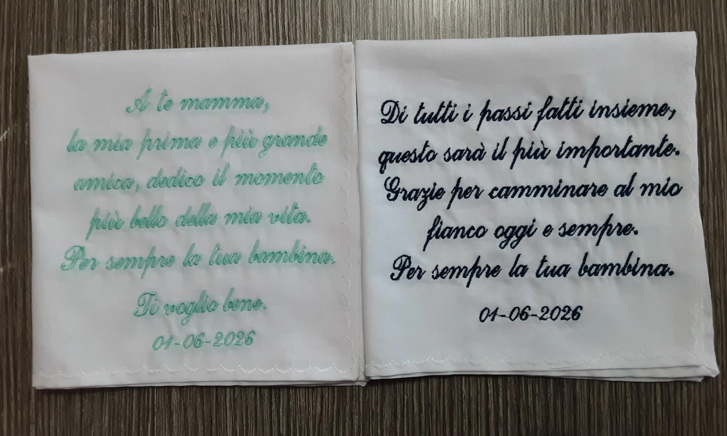 Crociedelizie fazzoletto ricamato in cotone o lino personalizzato con ricamo scatola regalo