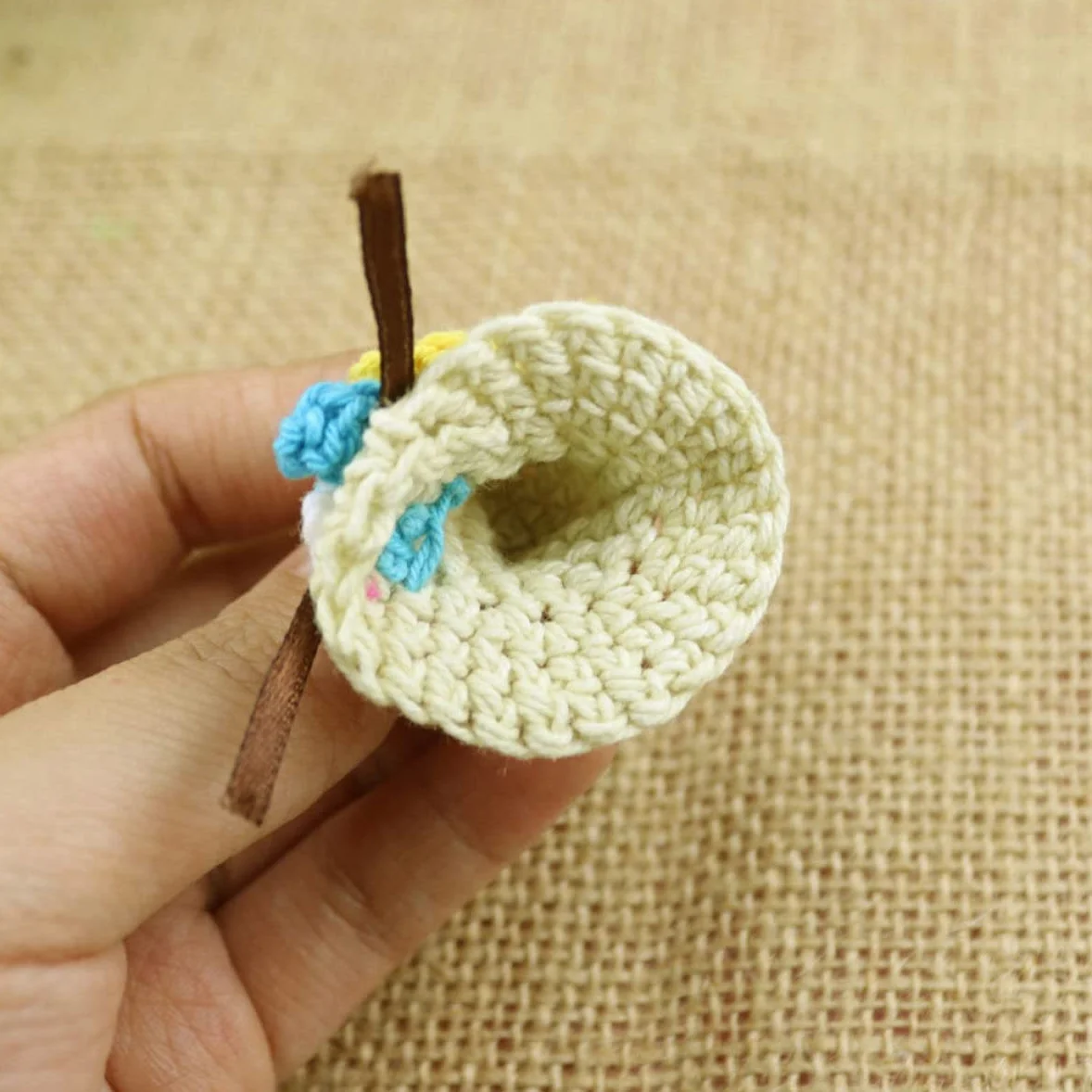 10 Pezzi Mini Cappelli in Miniatura di Natale Cappelli Artigianali in Miniatura per Bambole Ornamenti Artigianali in a