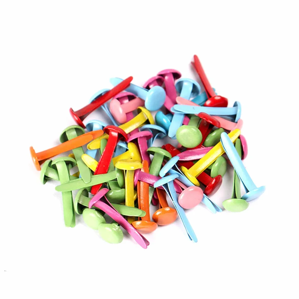 200 pezzi Mini fermacampioni rotondi in metallo colorato, fermacarte per artigianato, per scrapbooking, fai da te, colore casuale, attraente e ben lavorato