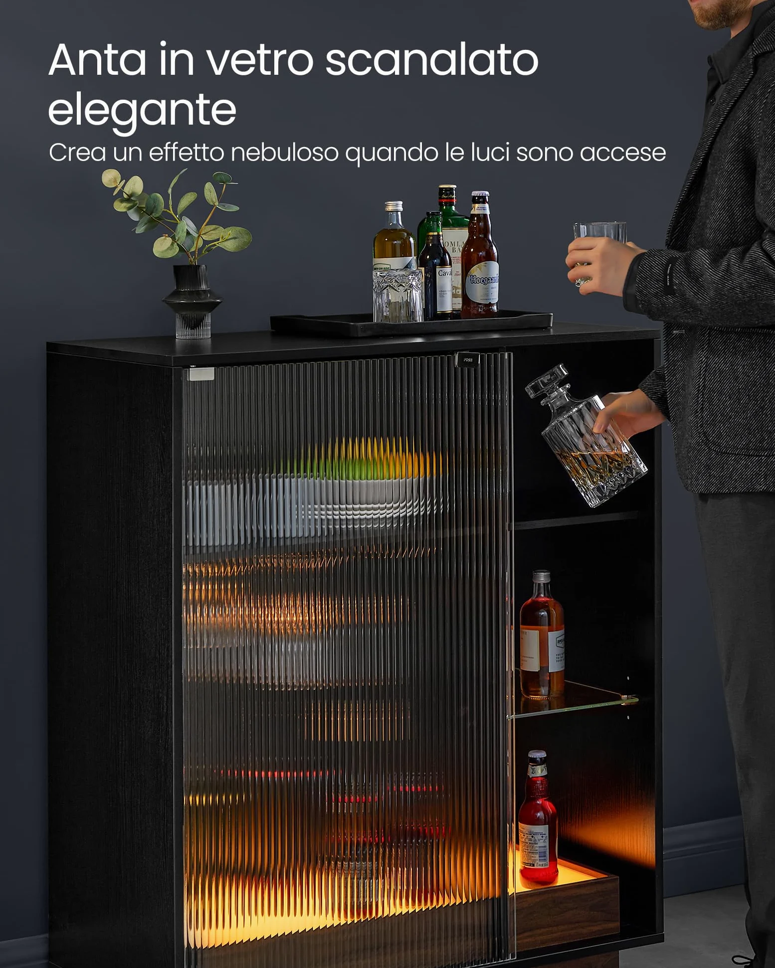 VASAGLE Mobiletto Bar con Illuminazione, Credenza con Luce LED e Spazio per Vino, Angolo Bar per Liquore, con Porta Calici, Anta in Vetro Scanalato, per Salotto, Nero Ebano BBK361B21