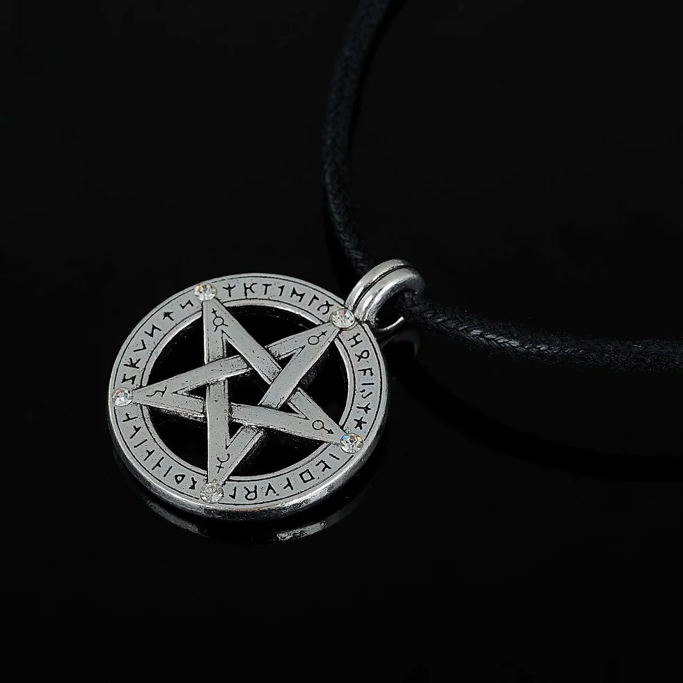 Collana da uomo pentacolo ciondolo amuleto protezione corda pelle