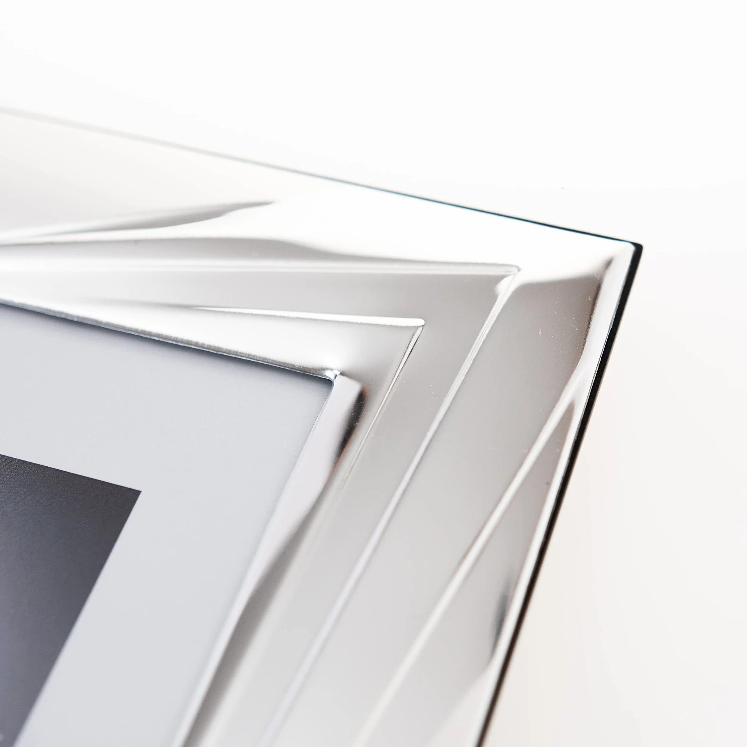 Valenti&Co - Cornice Portafoto in Argento cm 13x18. Ideale Come Regalo per Nozze d'oro - 50 Anni di Matrimonio o per Il Cinquantesimo di parenti, Nonni o Mamma e papà.