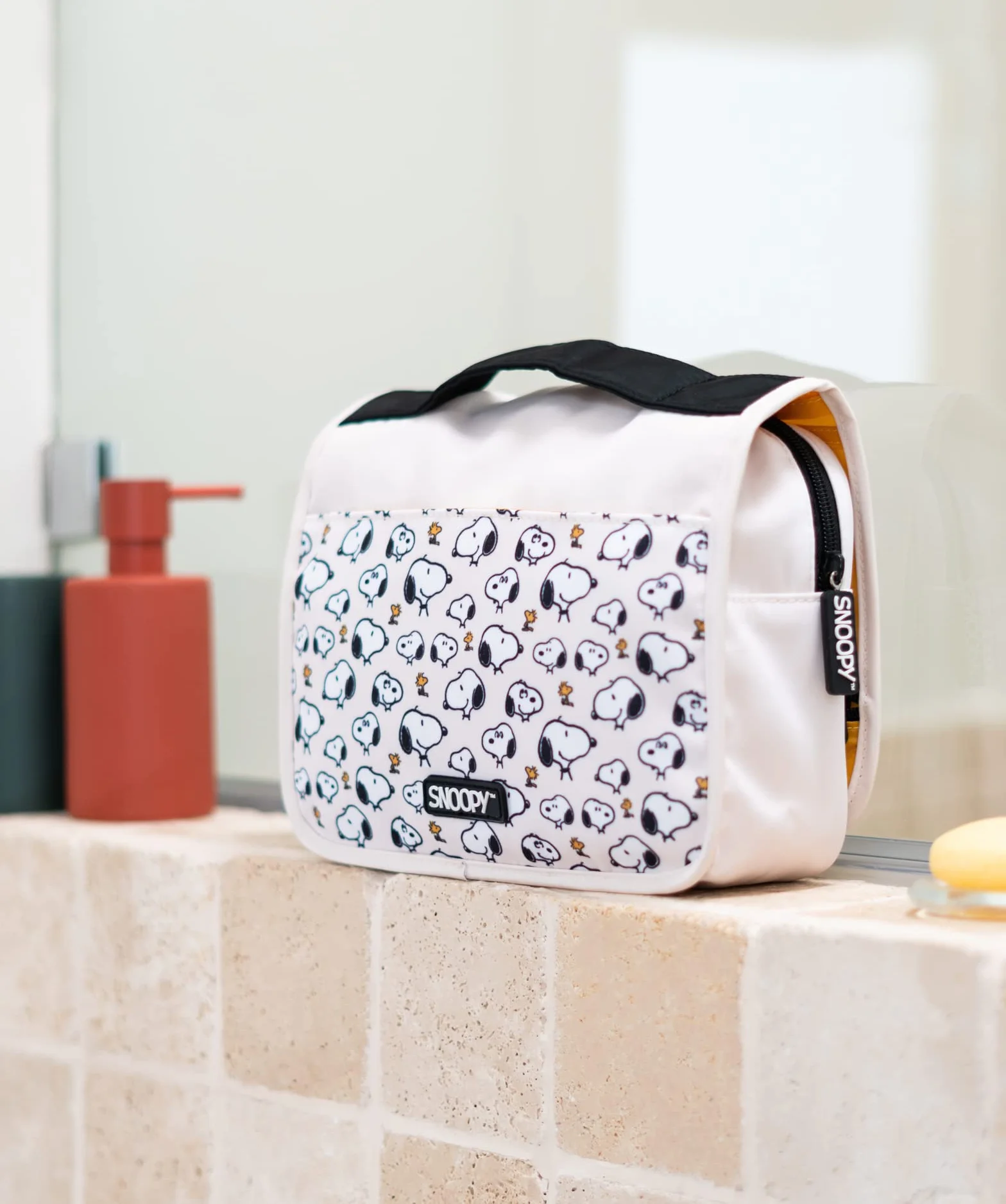 Grupo Erik Beauty Case da Viaggio Snoopy Impermeabile con Scomparti e Gancio 24x20x9 cm