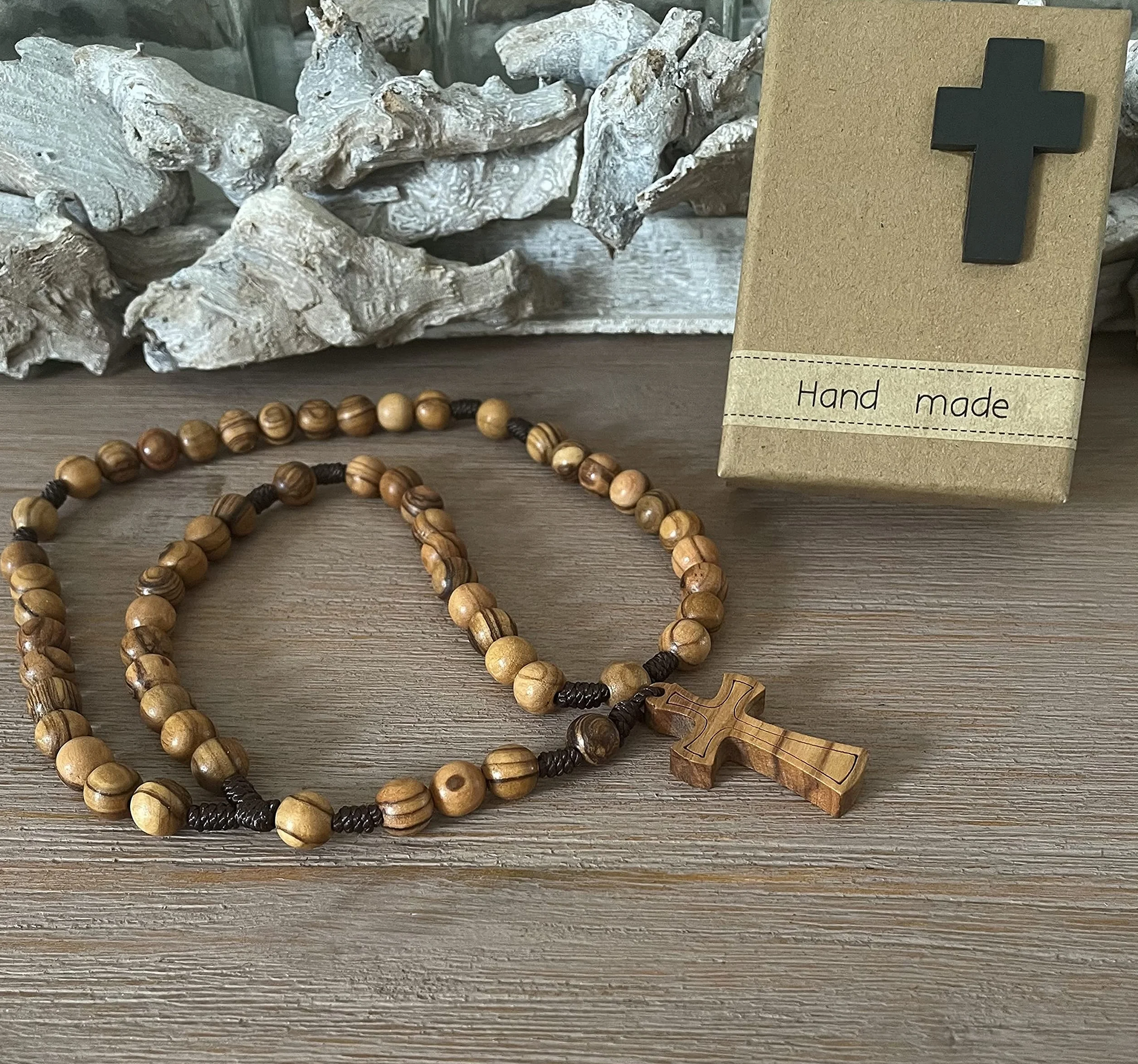 rosario in legno d'ulivo fatto a mano a Gerusalemme, rosario in scatola di carta Kraft con crocifisso, regalo battesimo, comunione, feste cristiane, nascita, compleanno, protezione auto, casa