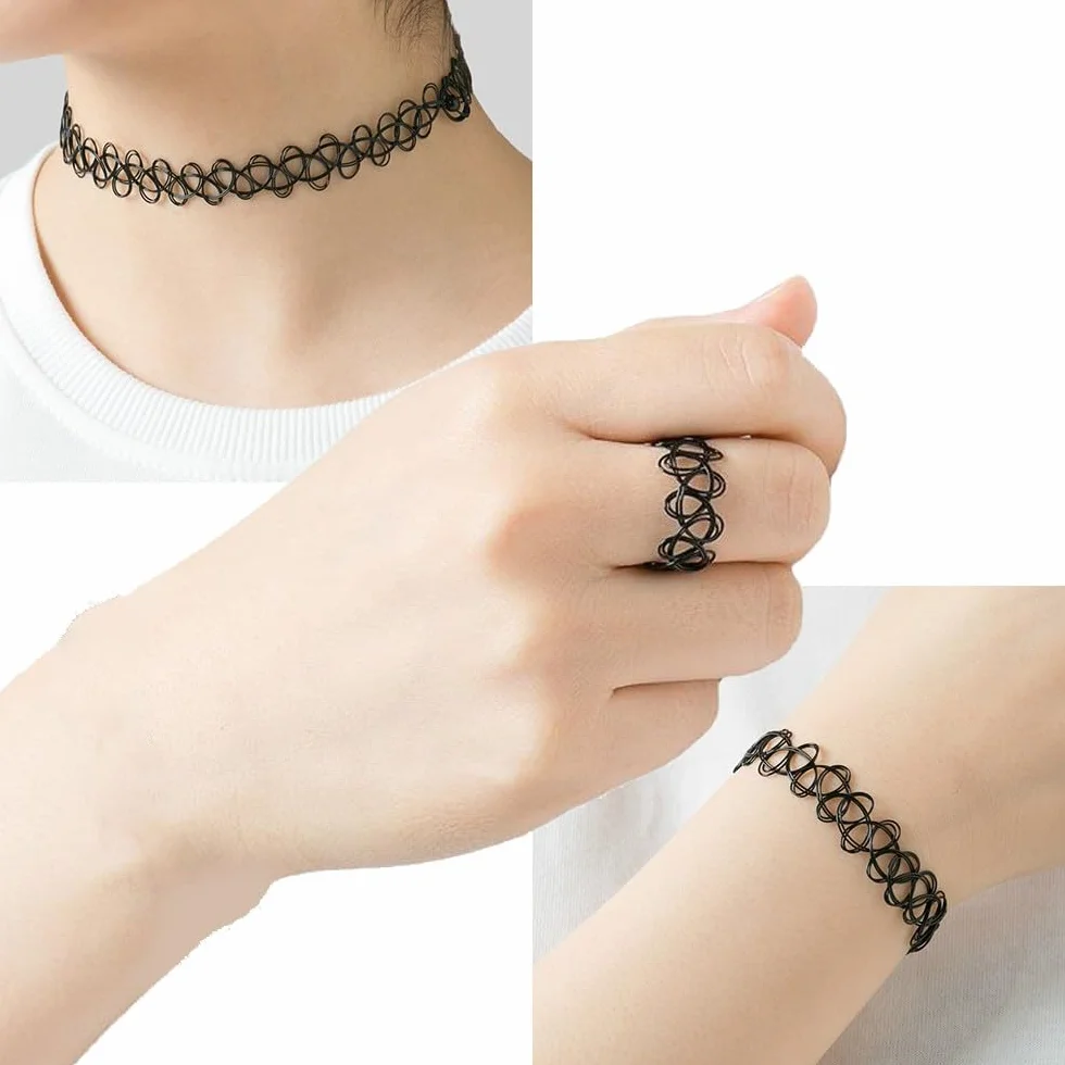 Set di 12 Collane Girocollo Nero Choker Gotiche Retrò Plastica Elastica